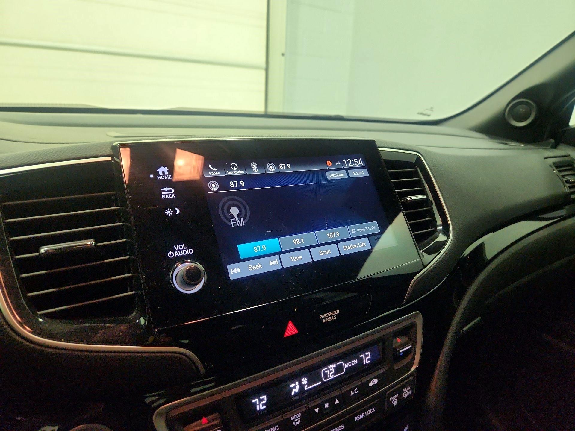 Thumbnail: 2020 Honda Passport - 16