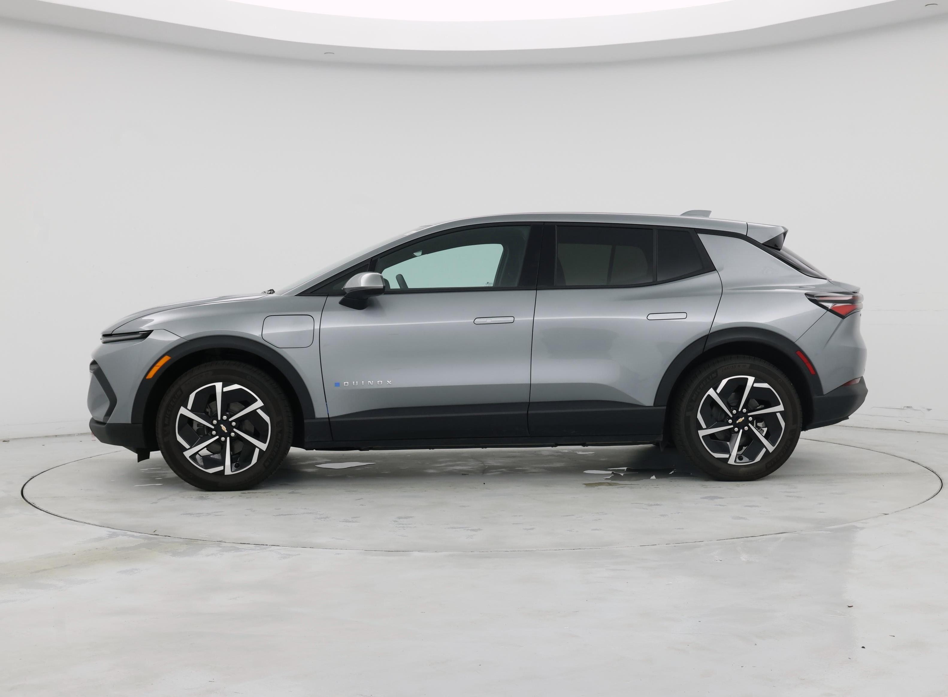 Thumbnail: 2025 Chevrolet Equinox - 3