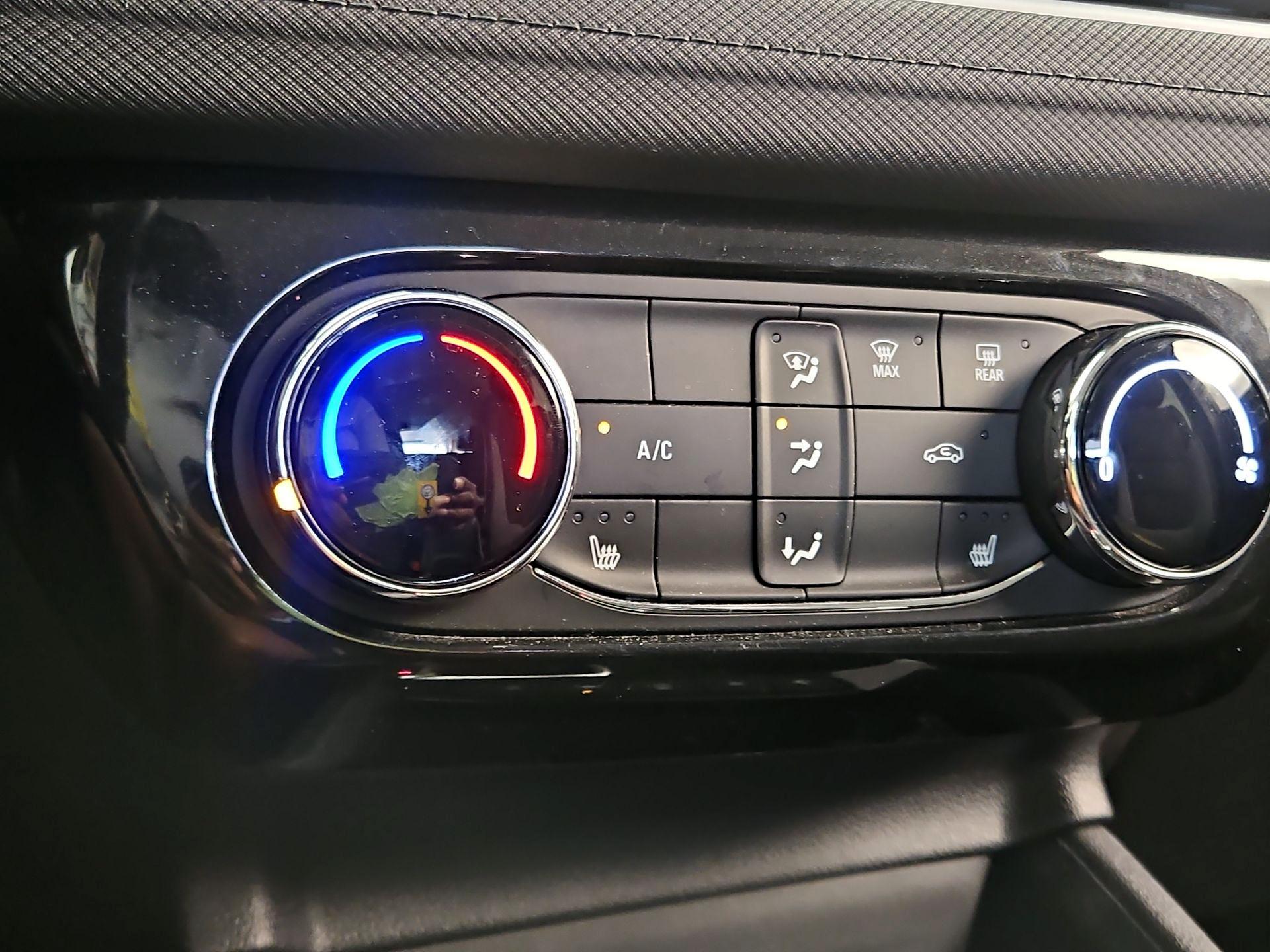 Thumbnail: 2024 Chevrolet TrailBlazer - 16
