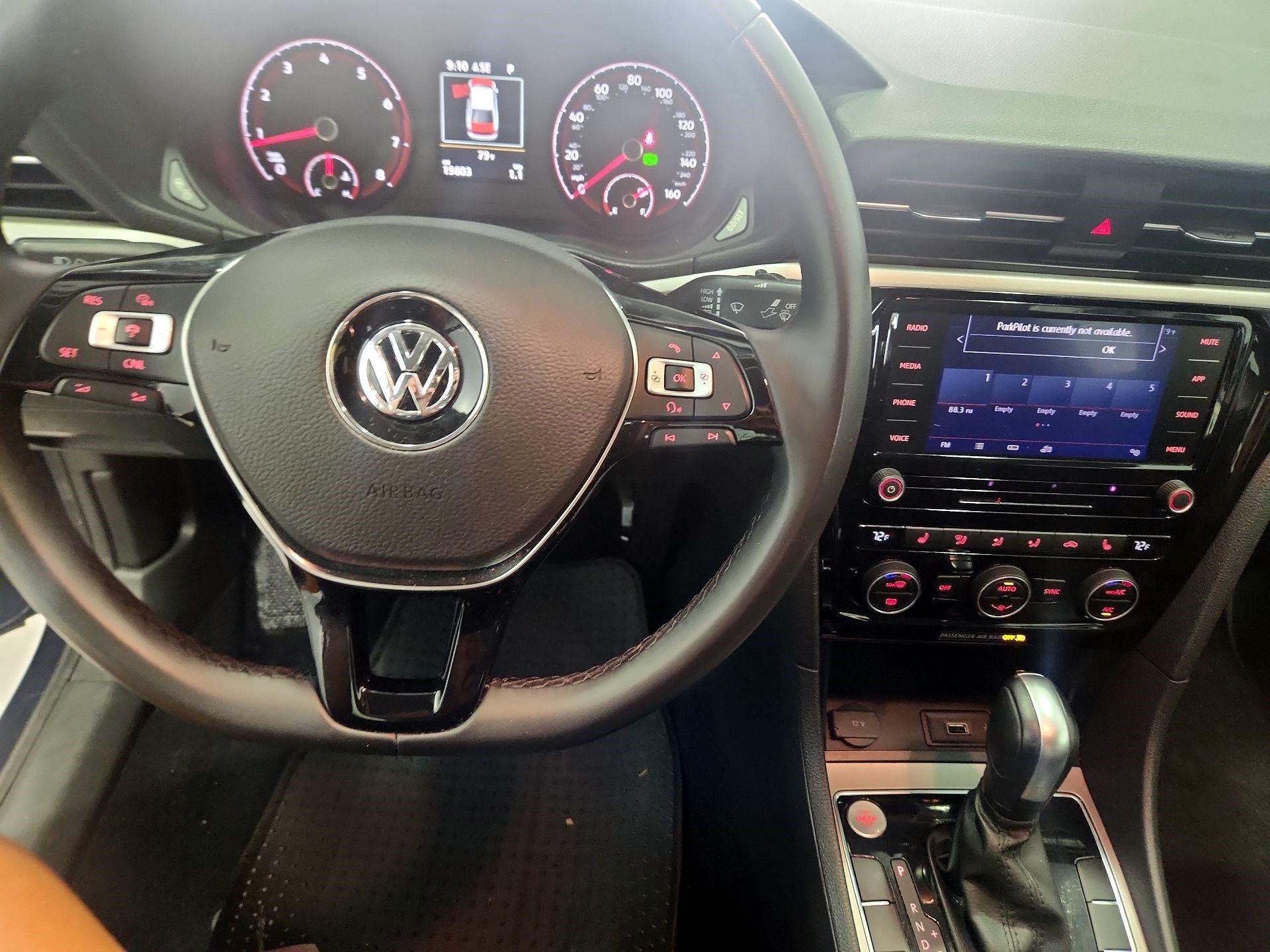 Thumbnail: 2022 Volkswagen Passat - 9