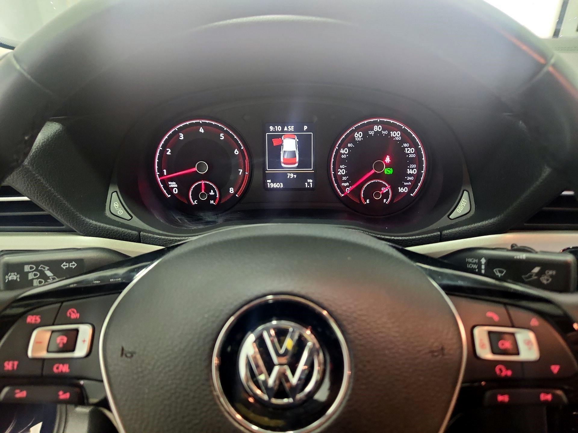 Thumbnail: 2022 Volkswagen Passat - 10