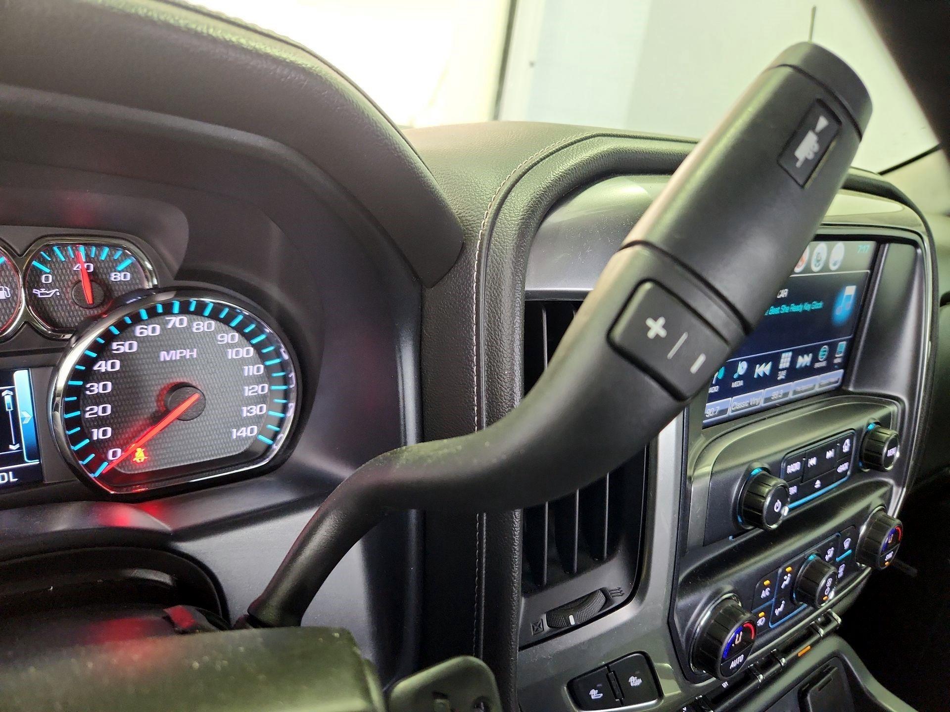 Thumbnail: 2017 Chevrolet Silverado 1500 - 18