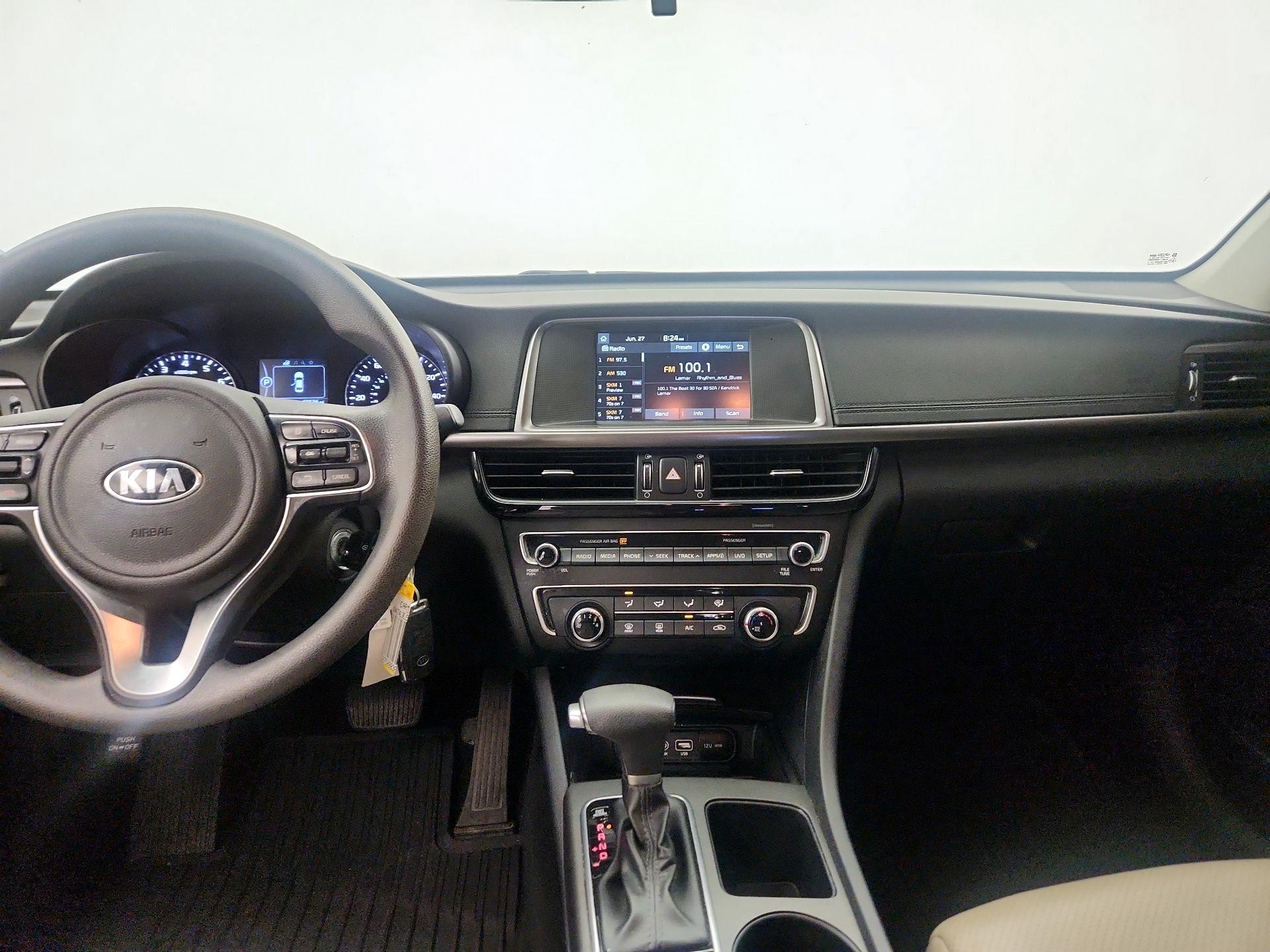 Thumbnail: 2018 Kia Optima - 9