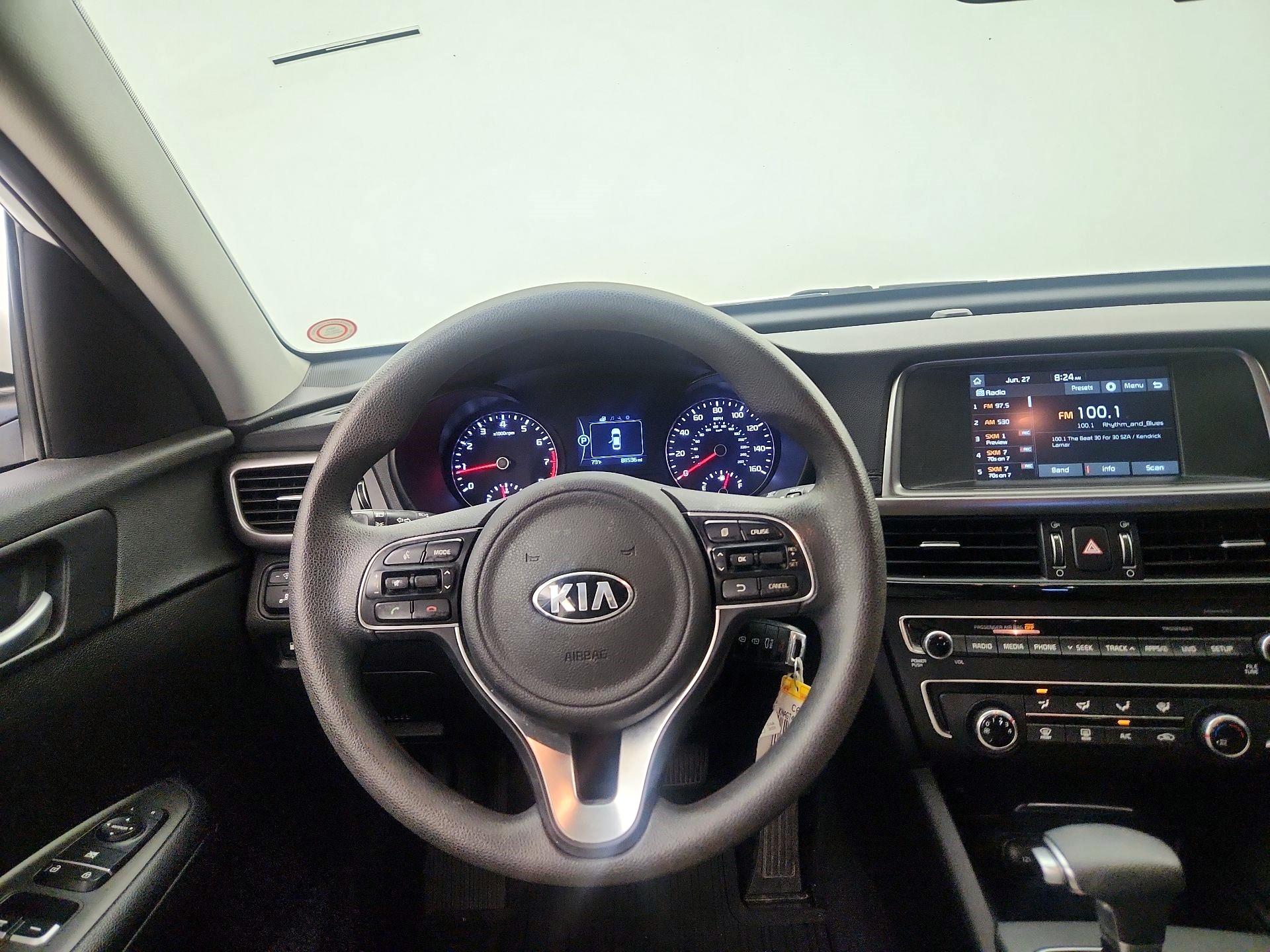 Thumbnail: 2018 Kia Optima - 10