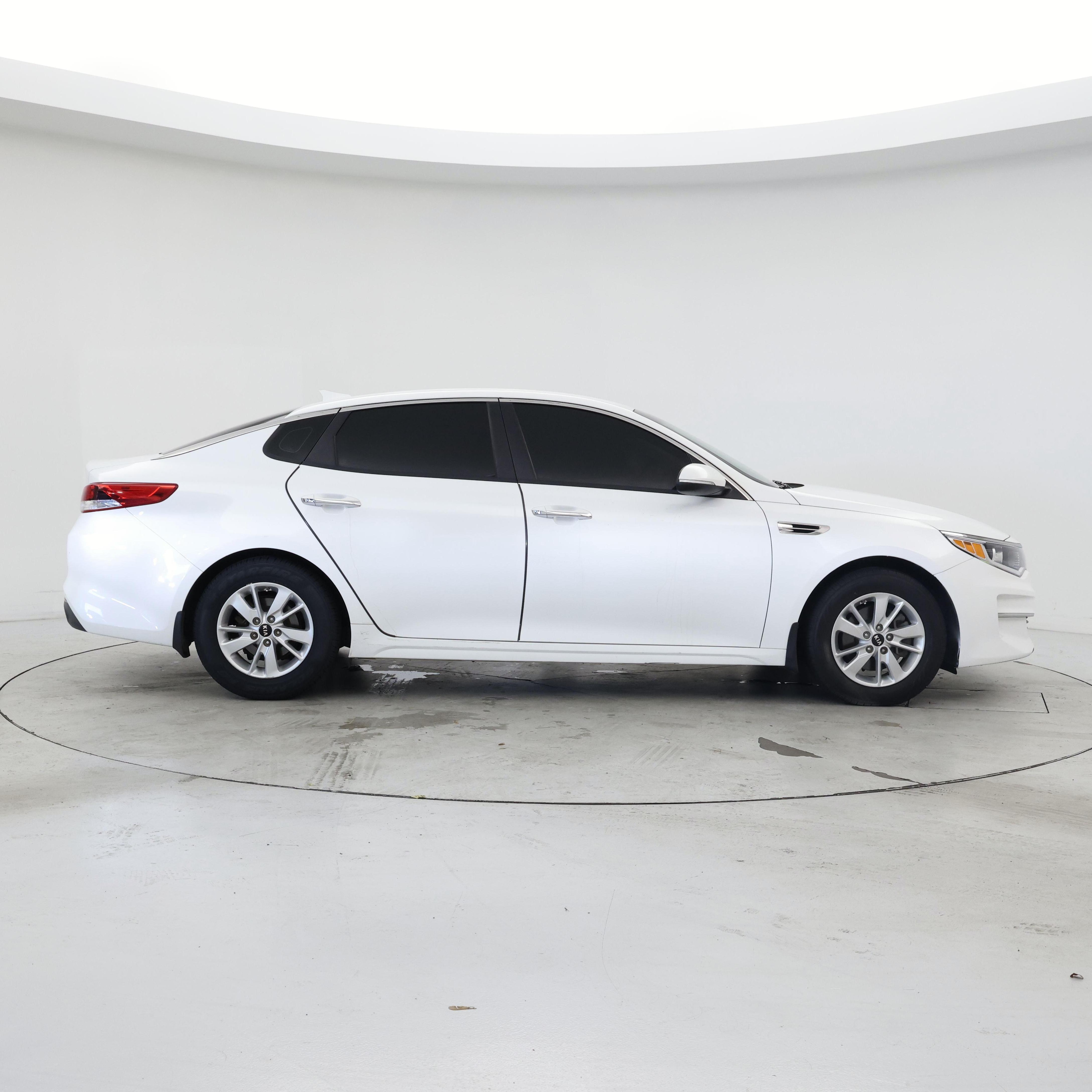 Thumbnail: 2018 Kia Optima - 7