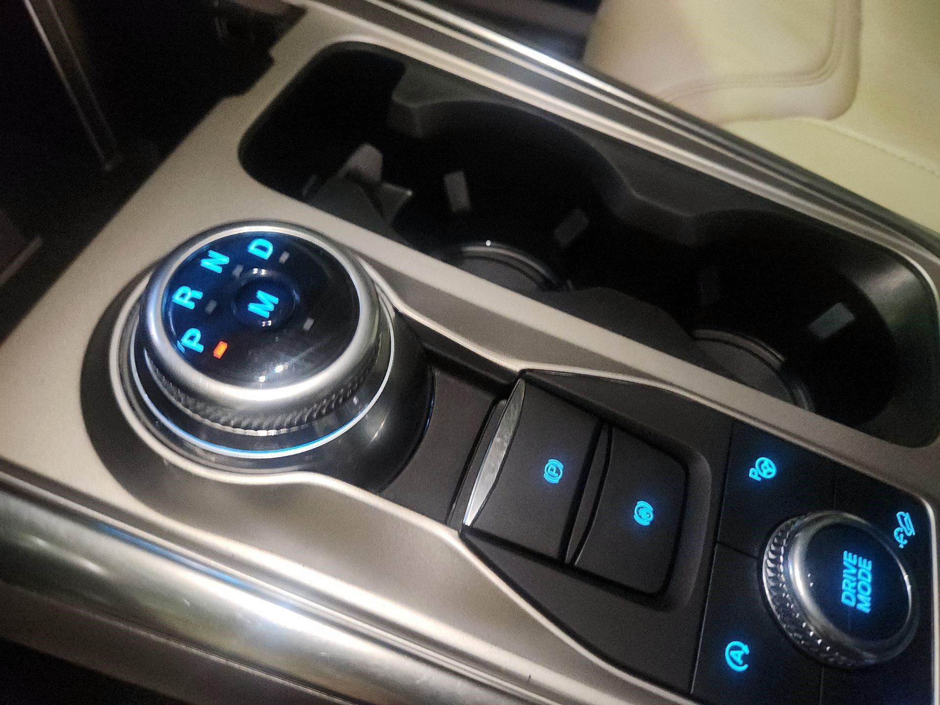 Thumbnail: 2020 Ford Explorer - 18