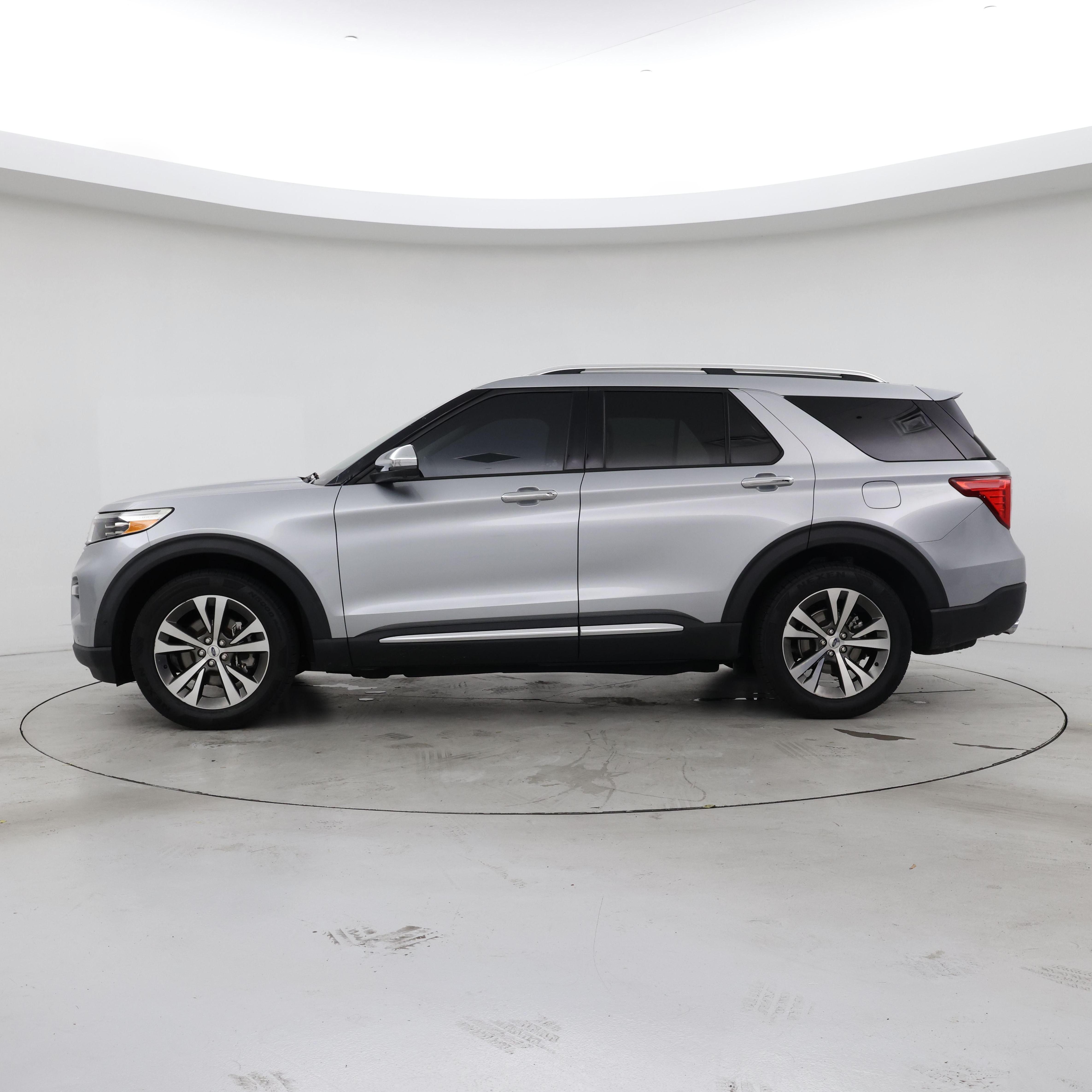 Thumbnail: 2020 Ford Explorer - 3