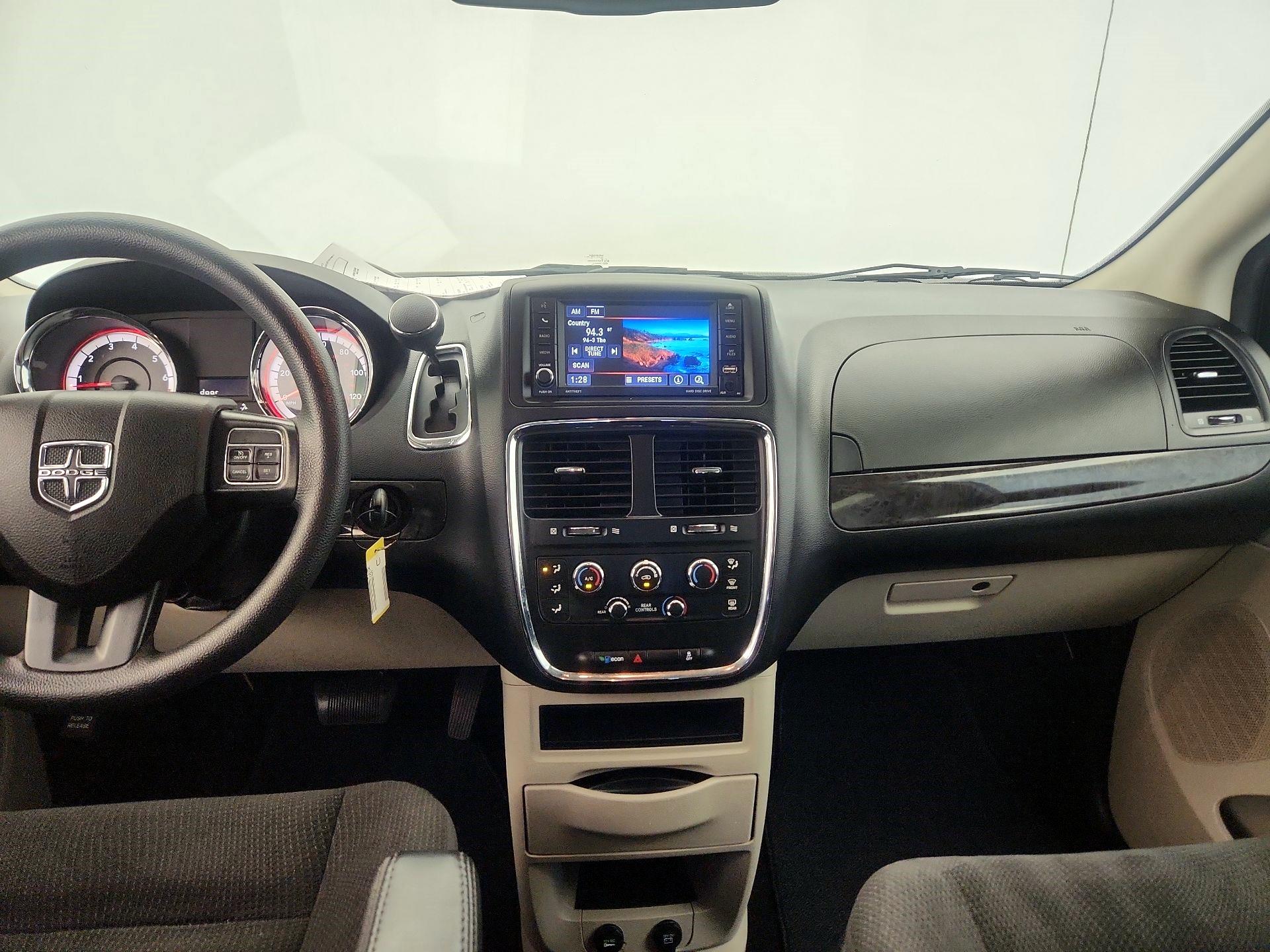 Thumbnail: 2019 Dodge Grand Caravan - 9