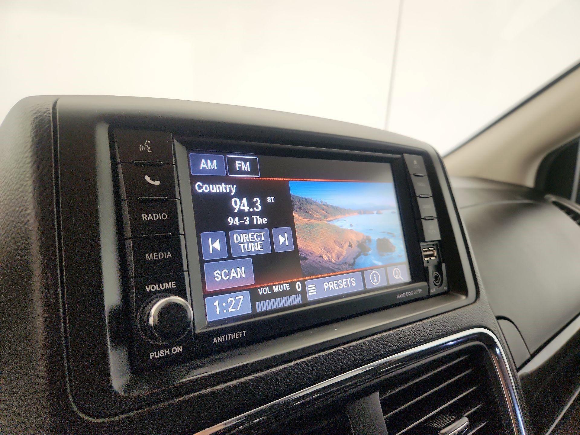 Thumbnail: 2019 Dodge Grand Caravan - 15