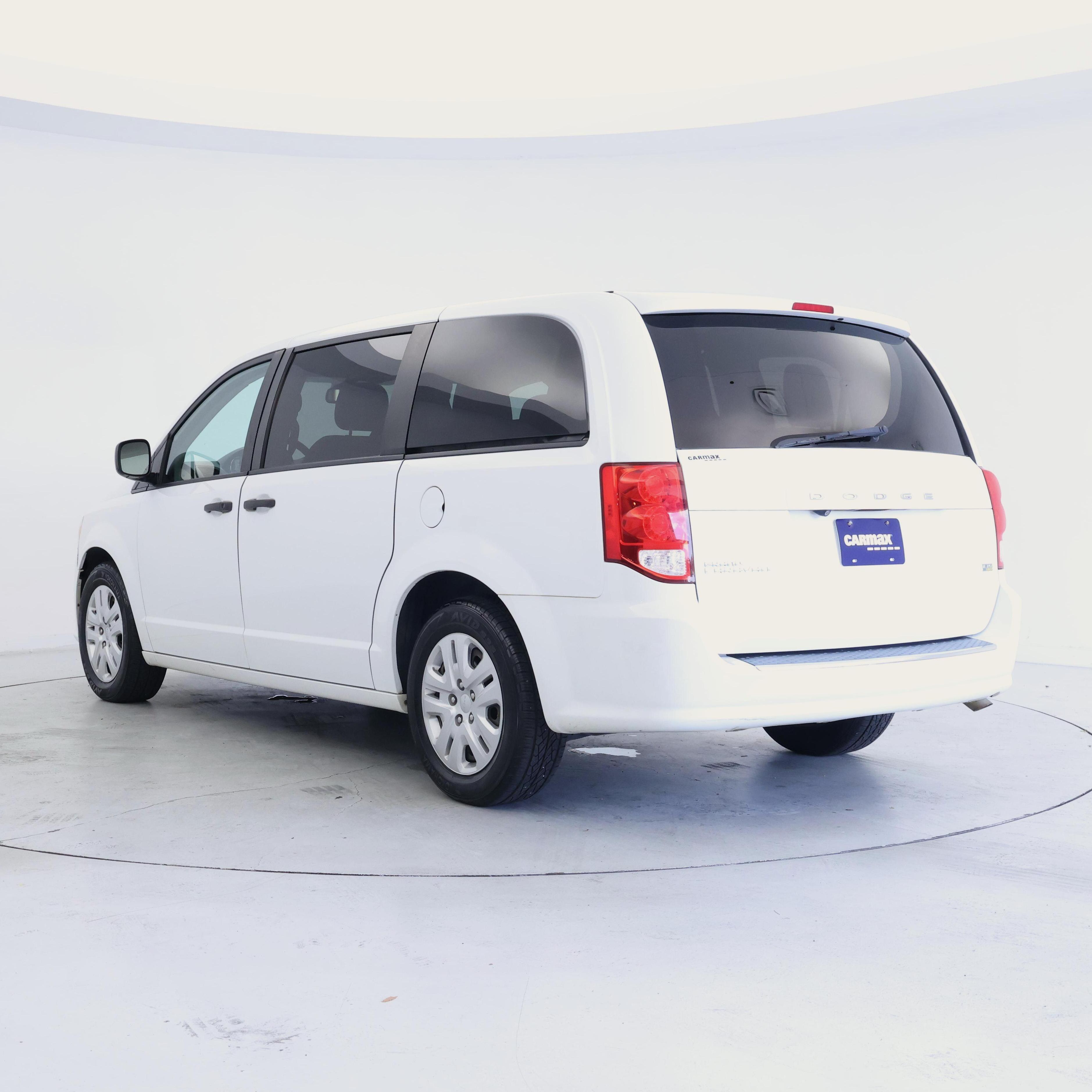 Thumbnail: 2019 Dodge Grand Caravan - 2