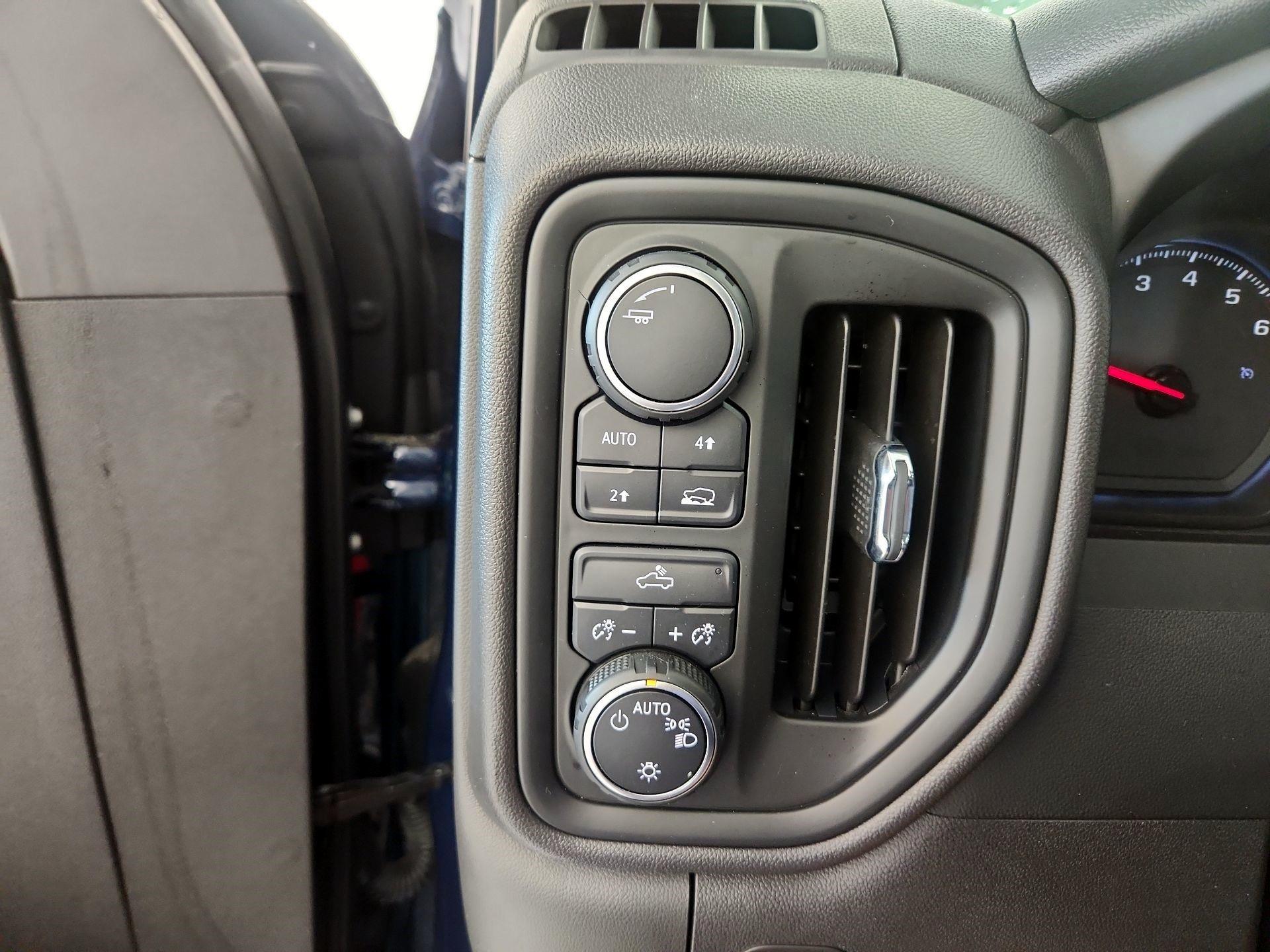 Thumbnail: 2023 Chevrolet Silverado 1500 - 13
