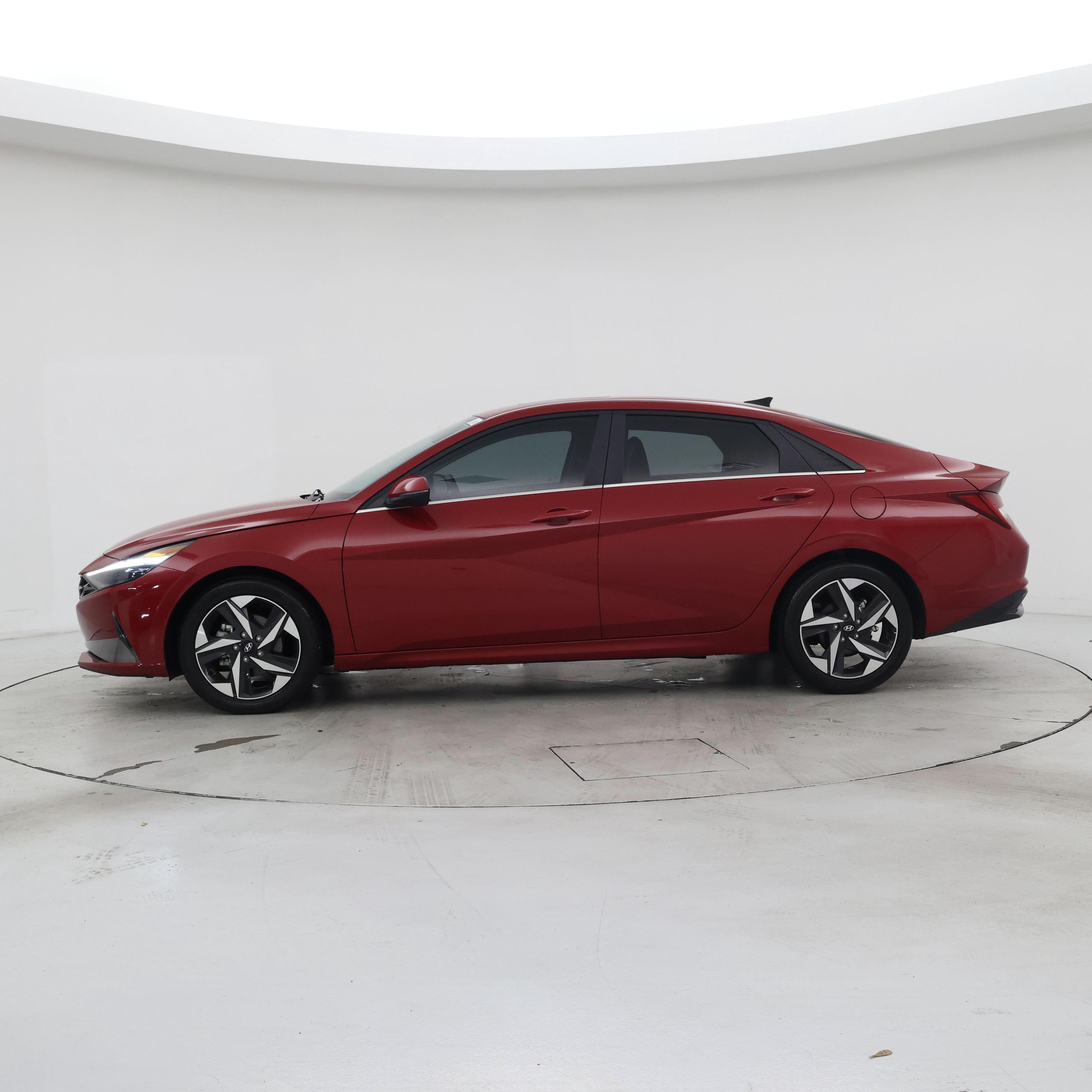Thumbnail: 2023 Hyundai Elantra - 3