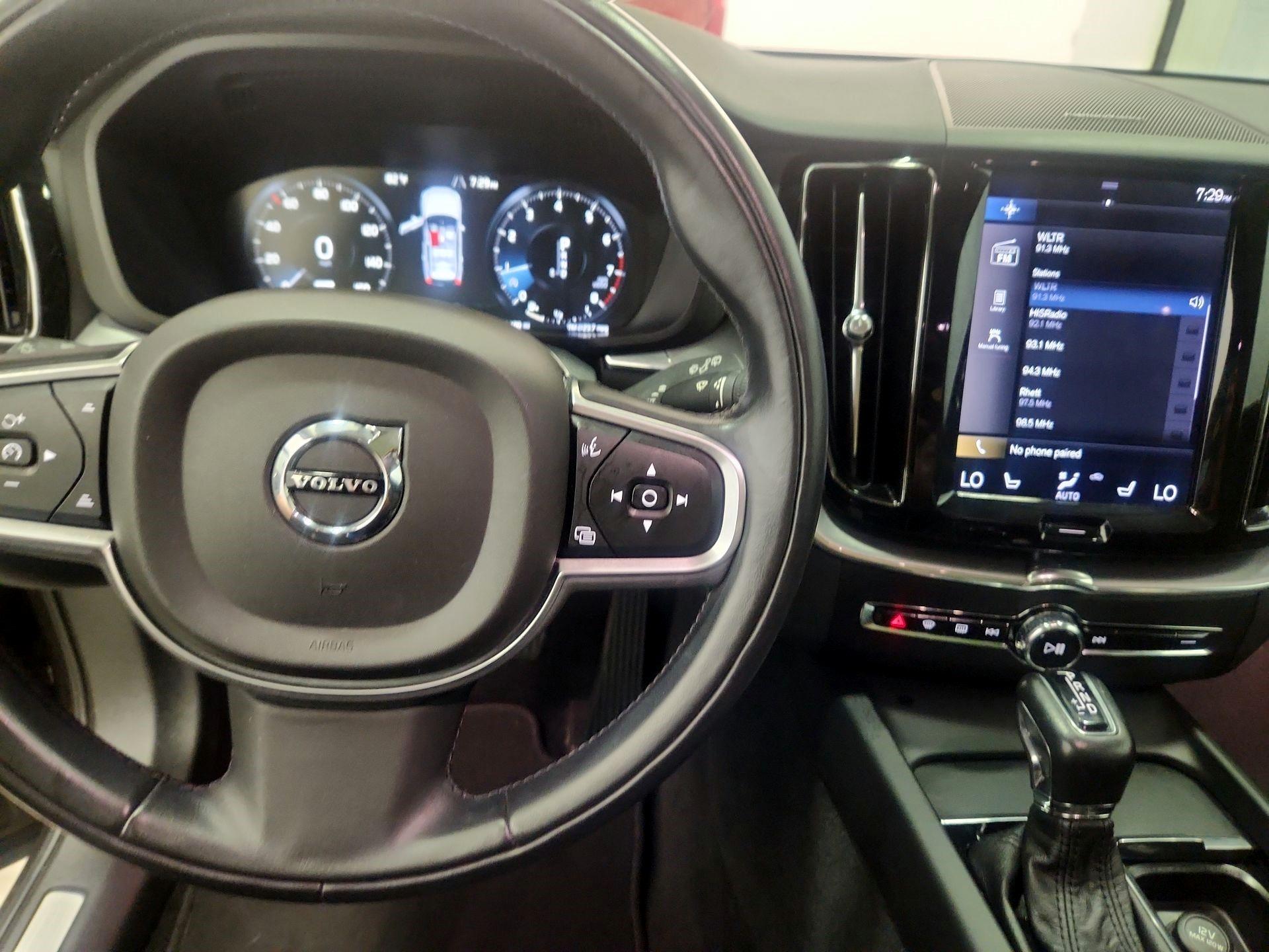 Thumbnail: 2019 Volvo XC60 - 9