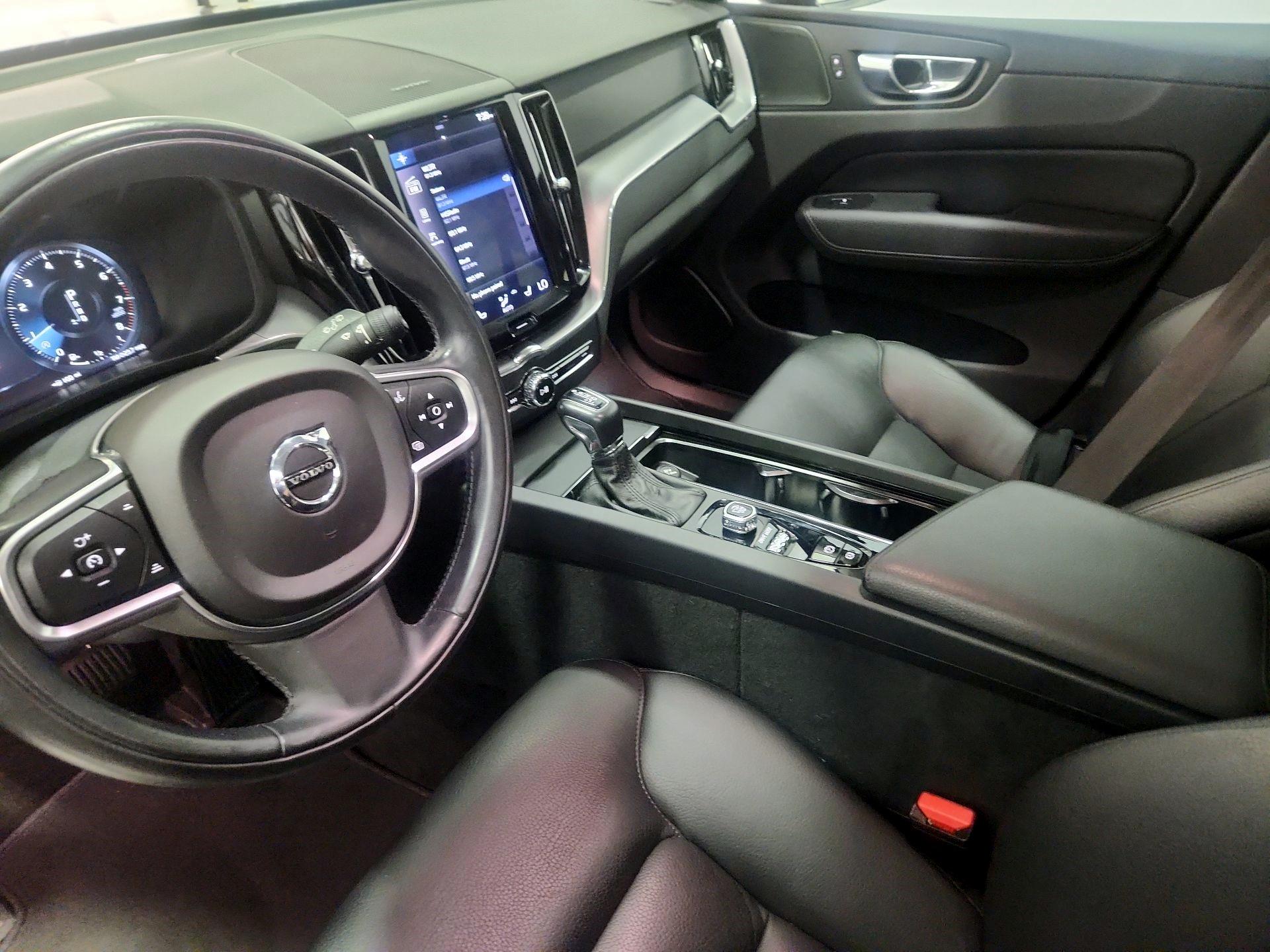 Thumbnail: 2019 Volvo XC60 - 11