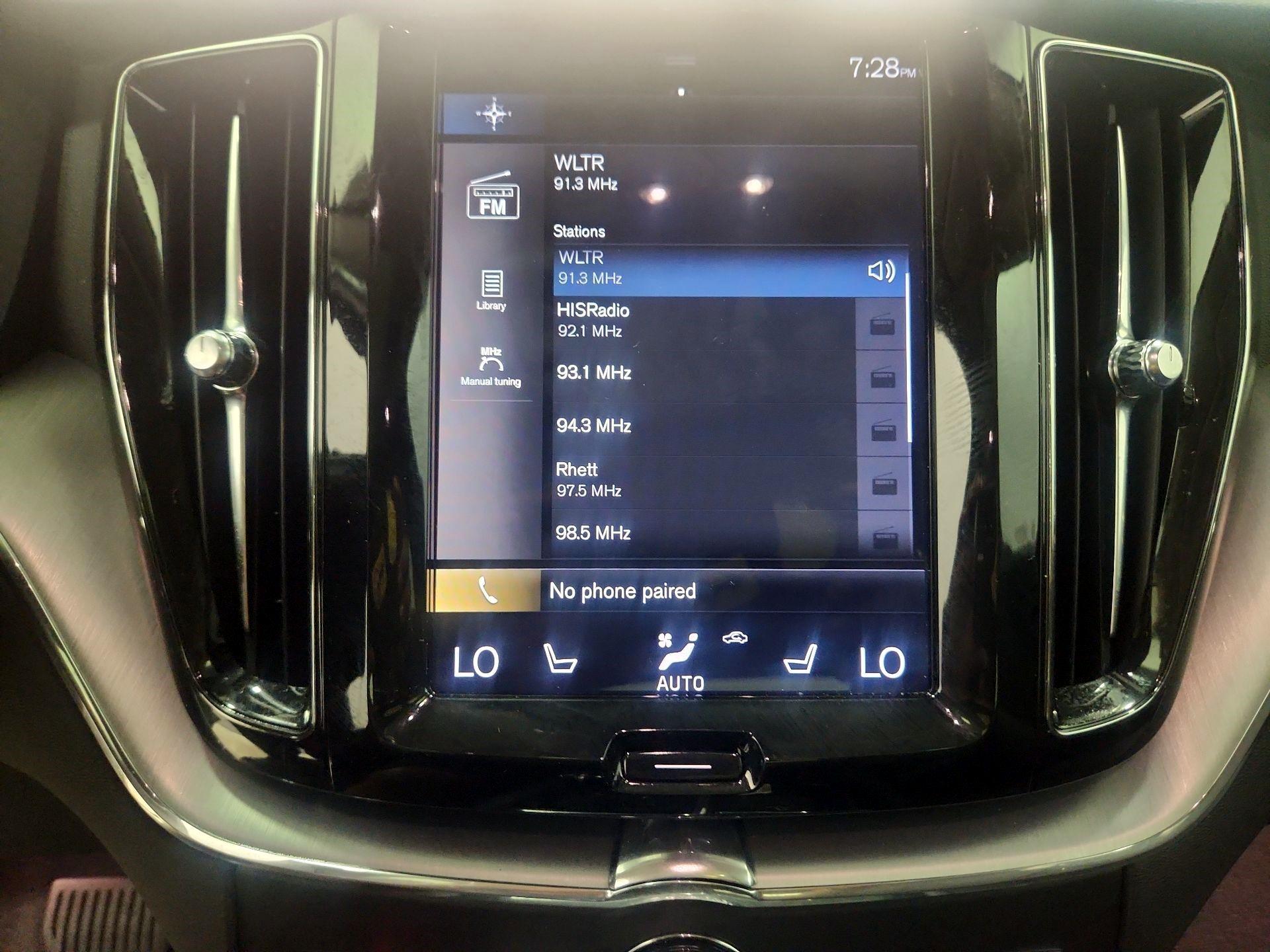 Thumbnail: 2019 Volvo XC60 - 15