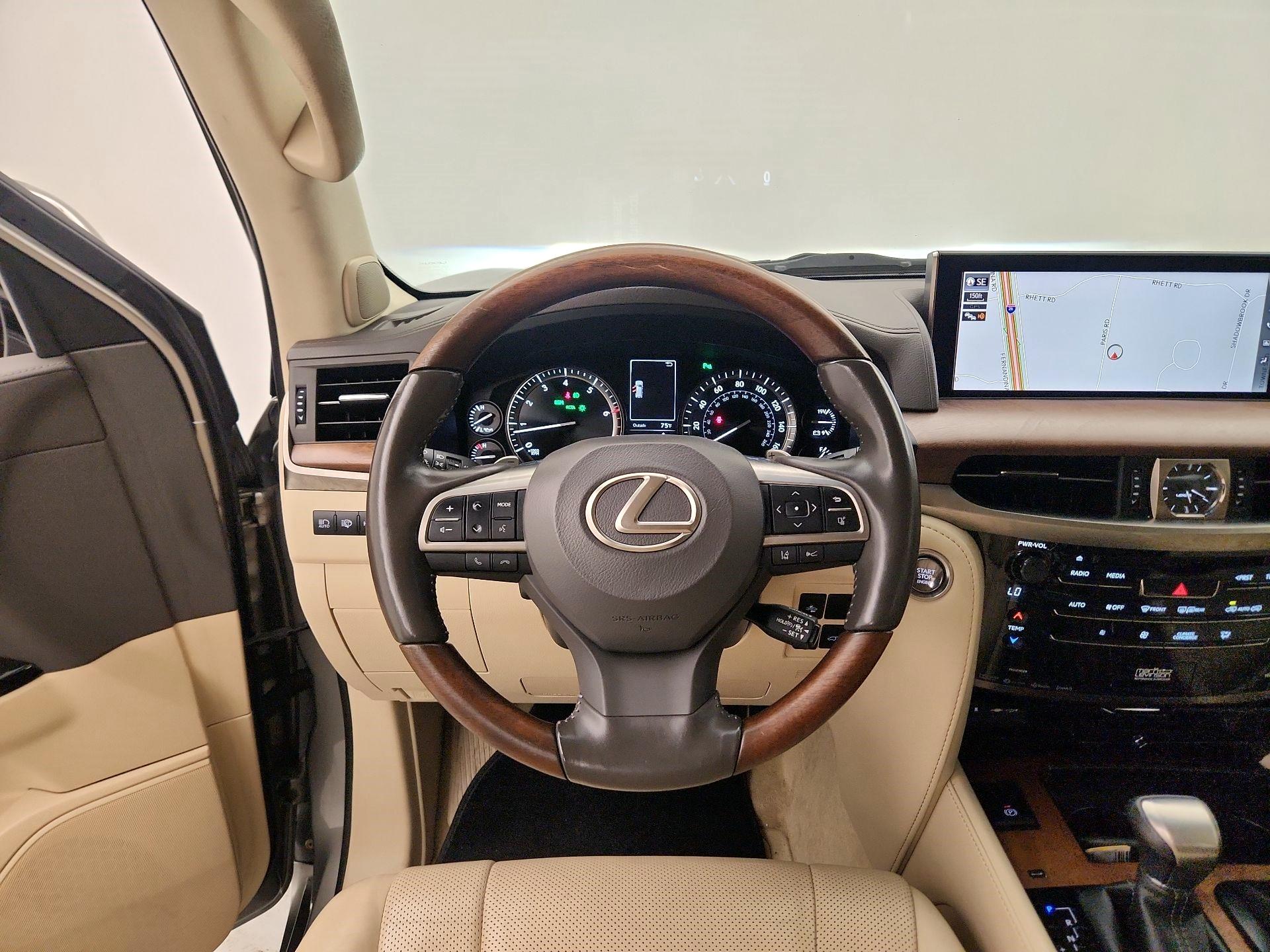 Thumbnail: 2020 Lexus LX - 10