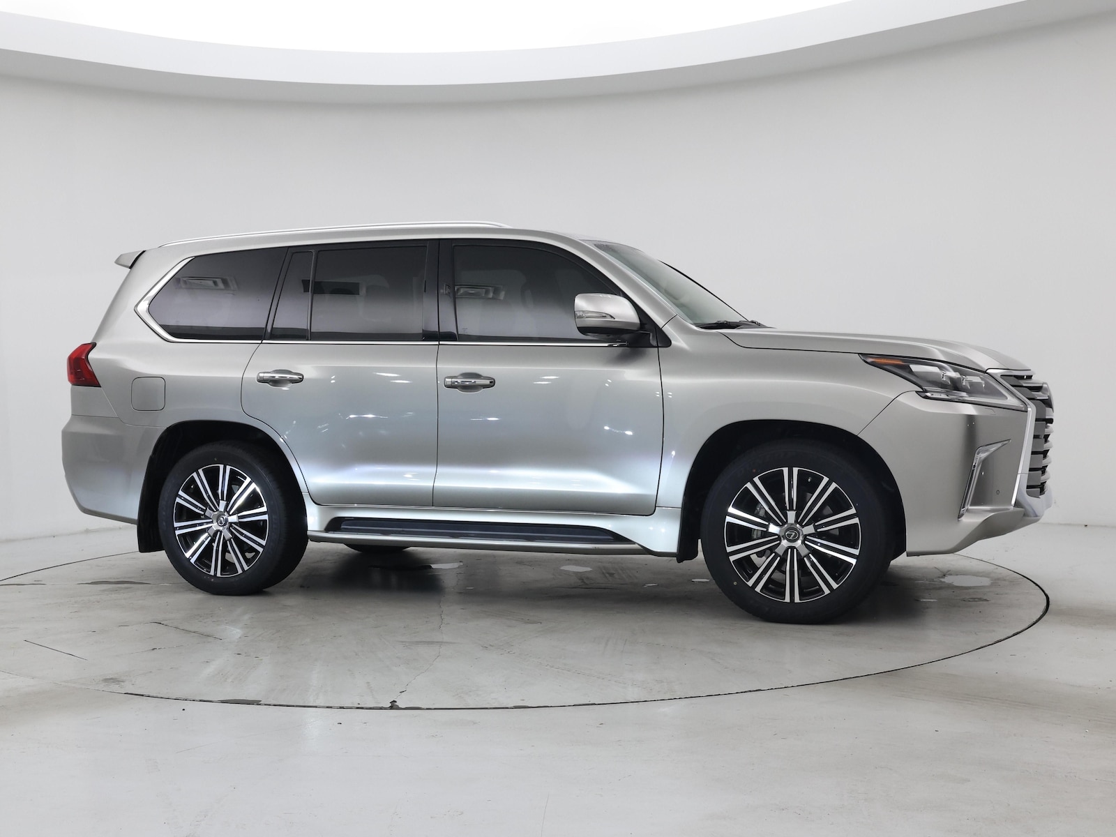 2020 Lexus LX 570