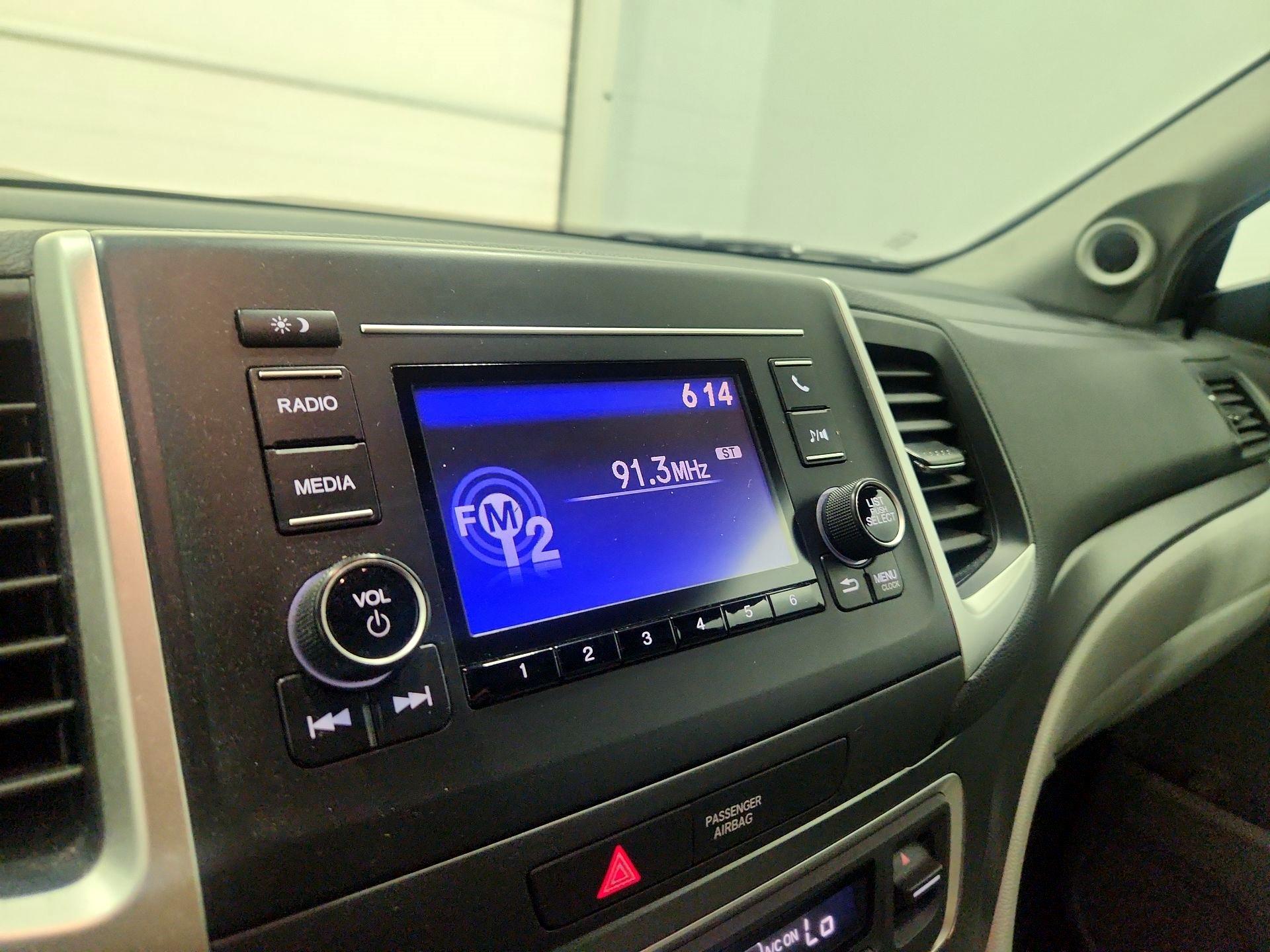 Thumbnail: 2019 Honda Ridgeline - 15