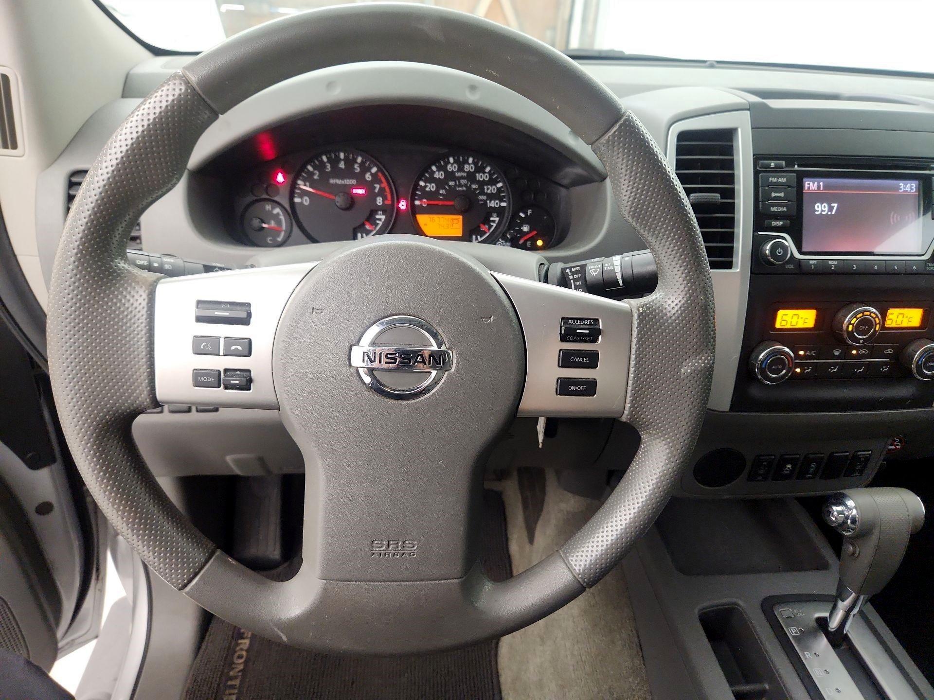 Thumbnail: 2015 Nissan Frontier - 9