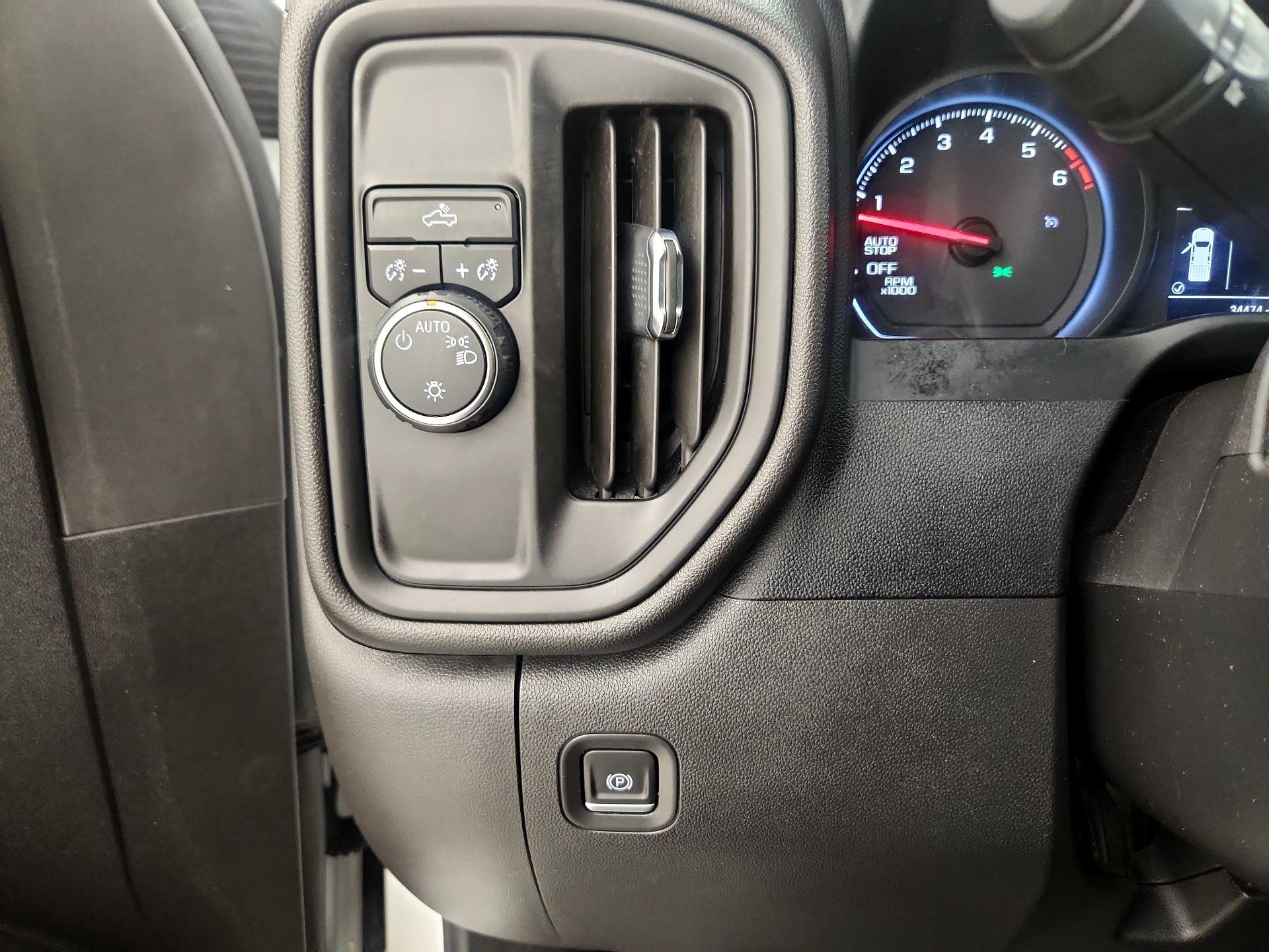 Thumbnail: 2022 Chevrolet Silverado 1500 - 13