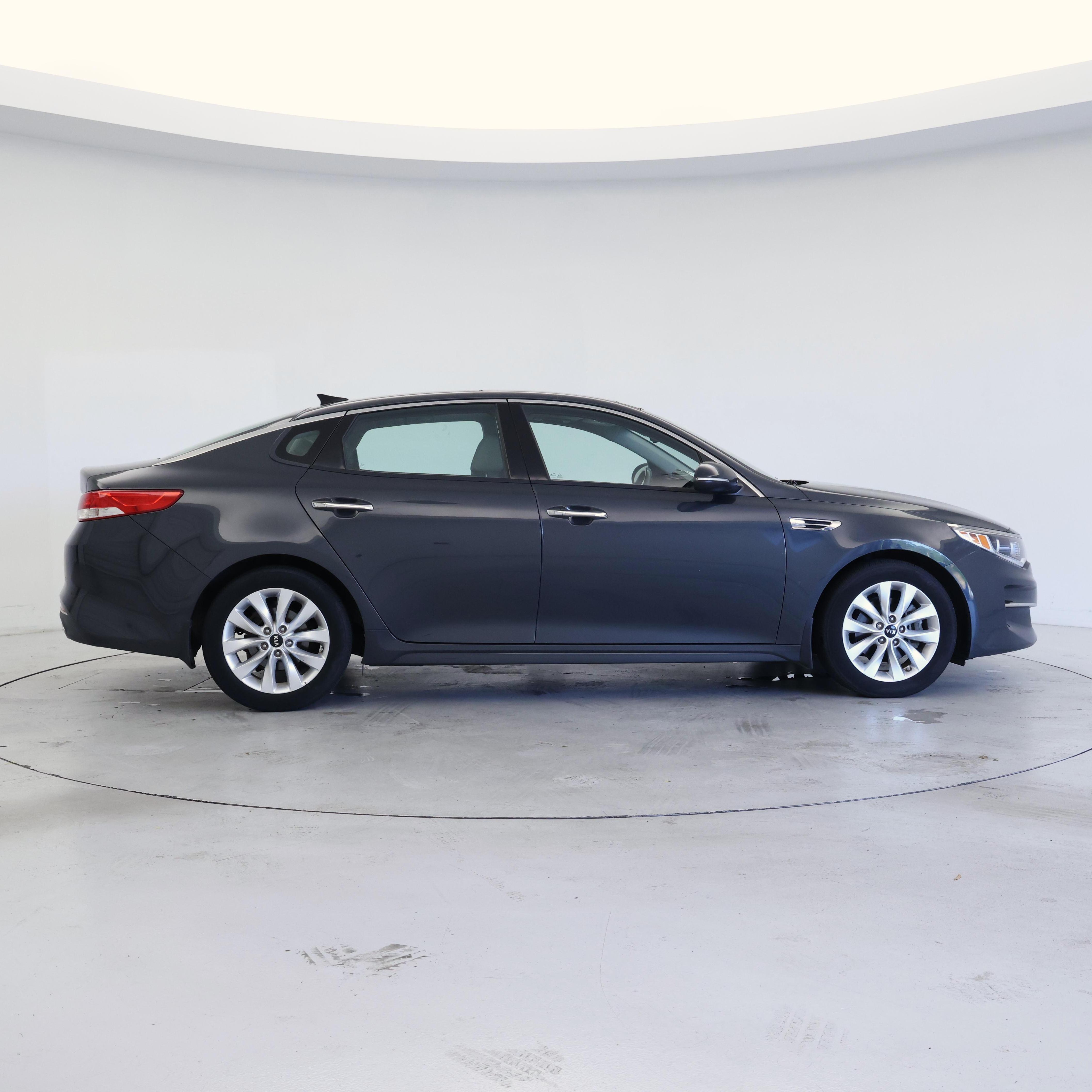 Thumbnail: 2016 Kia Optima - 7