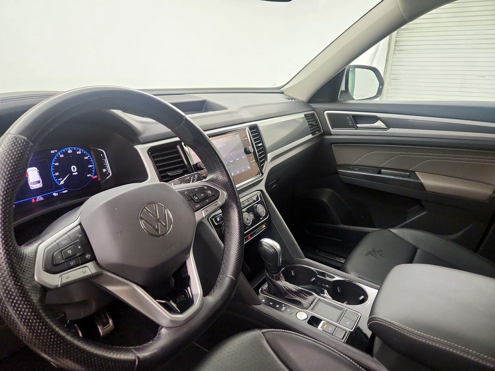 Thumbnail: 2021 Volkswagen Atlas - 11