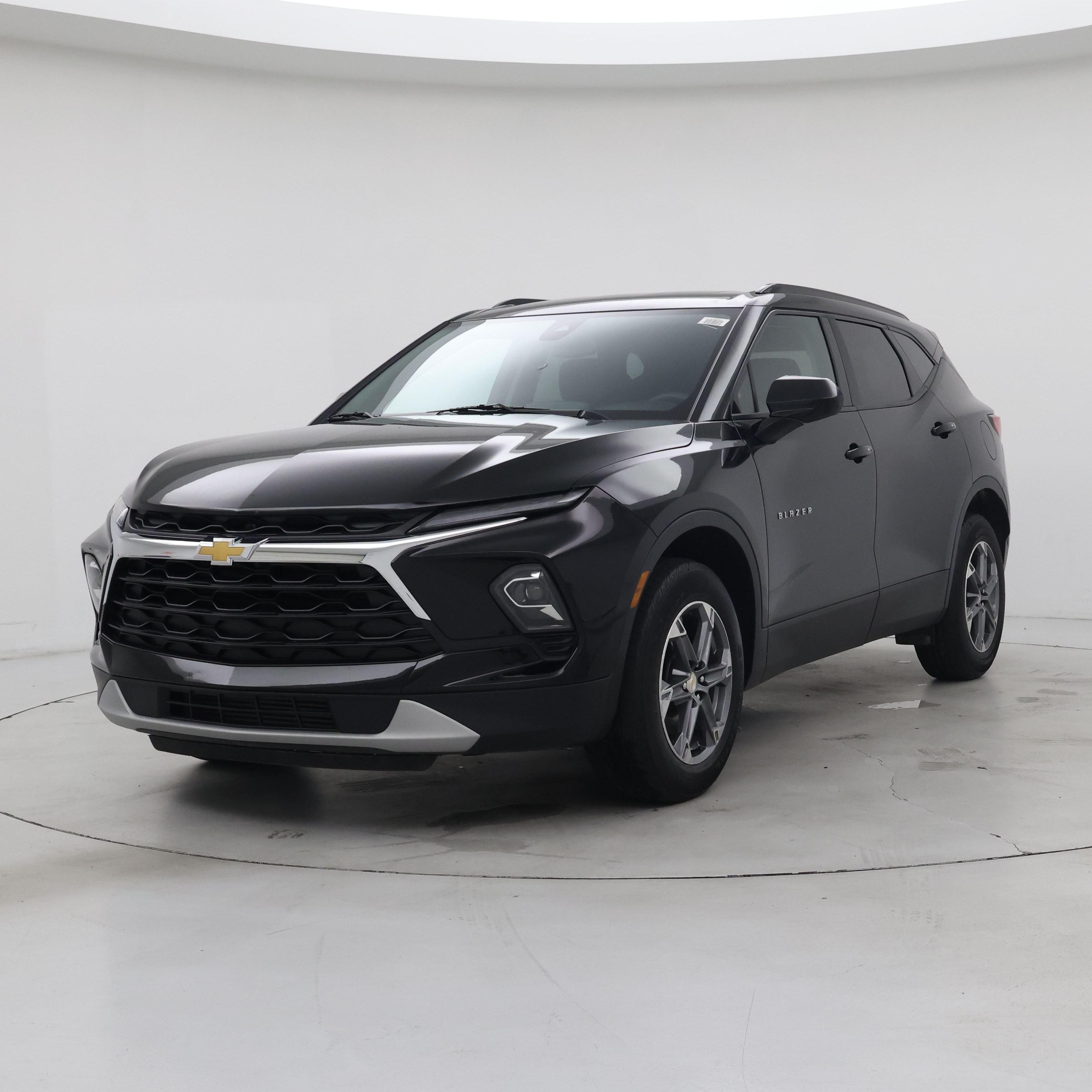 Thumbnail: 2023 Chevrolet Blazer - 4