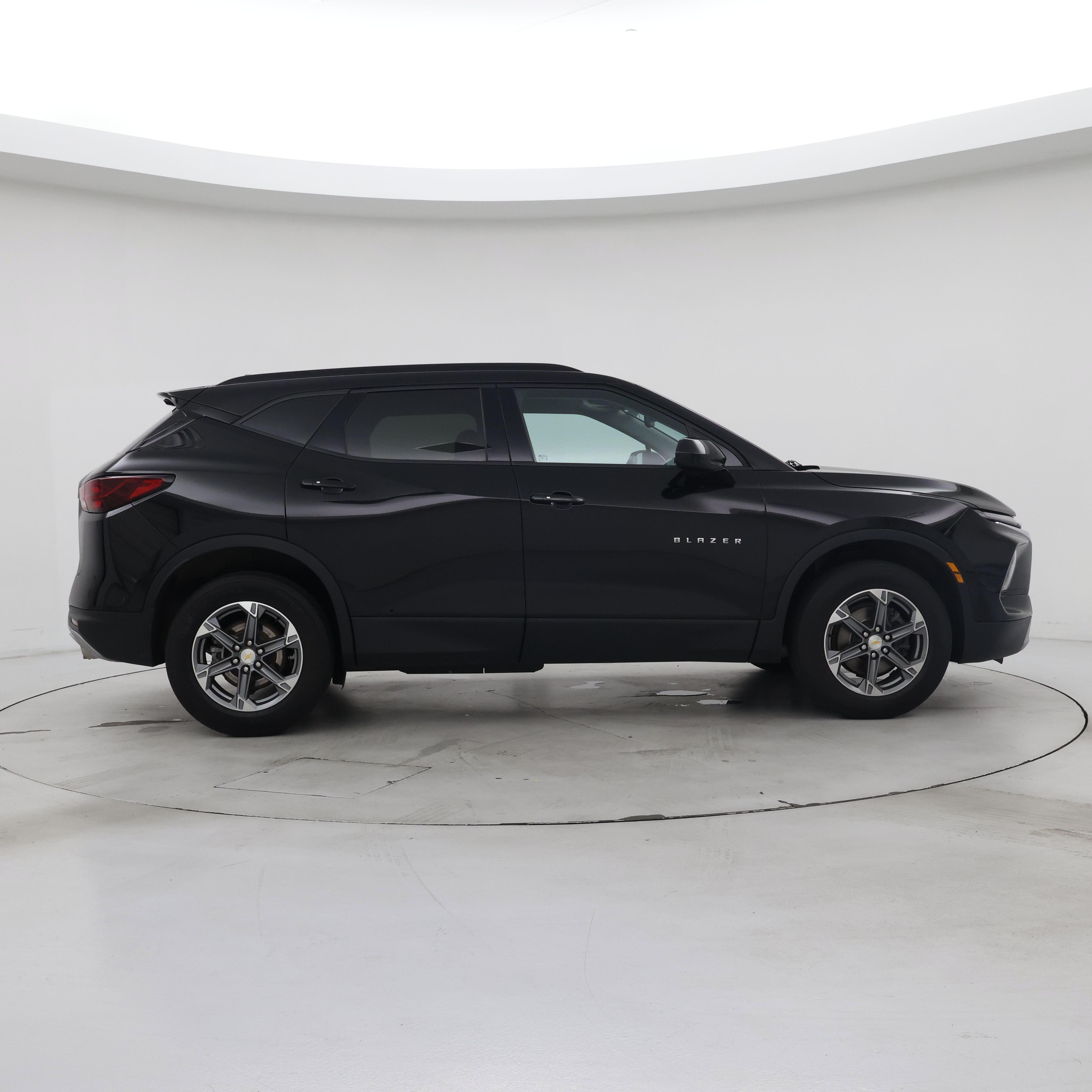 Thumbnail: 2023 Chevrolet Blazer - 7