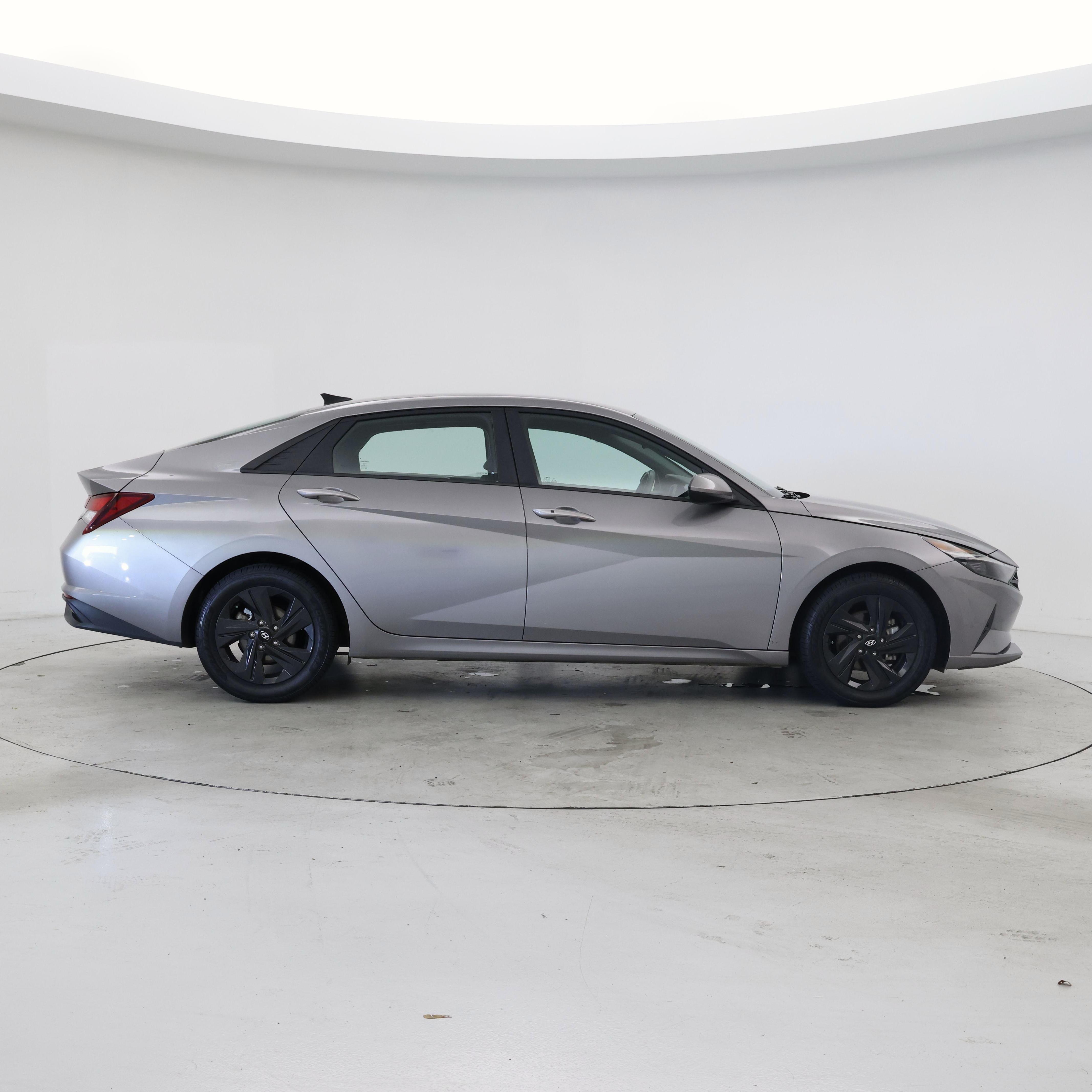Thumbnail: 2023 Hyundai Elantra - 7