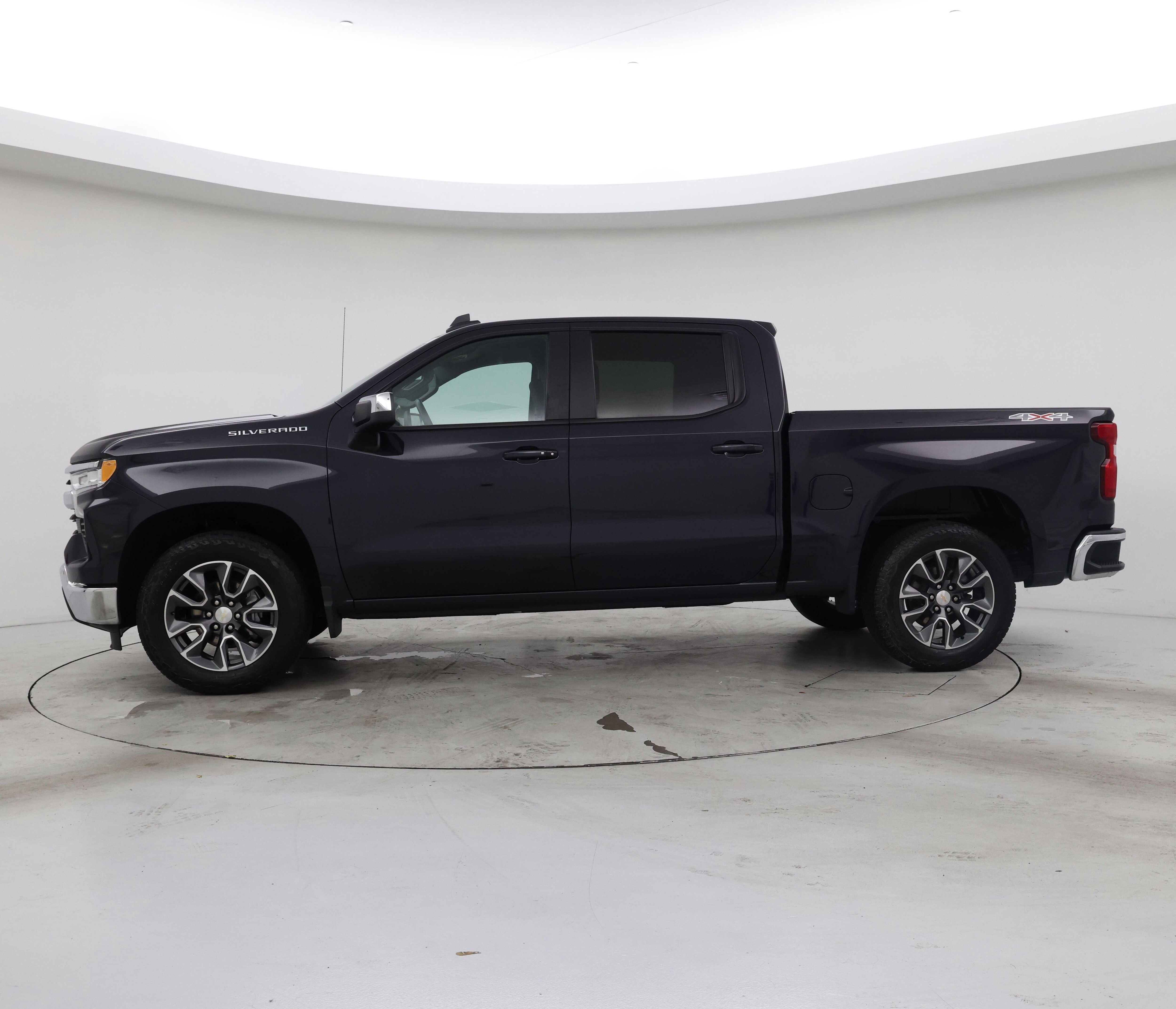 Thumbnail: 2023 Chevrolet Silverado 1500 - 3
