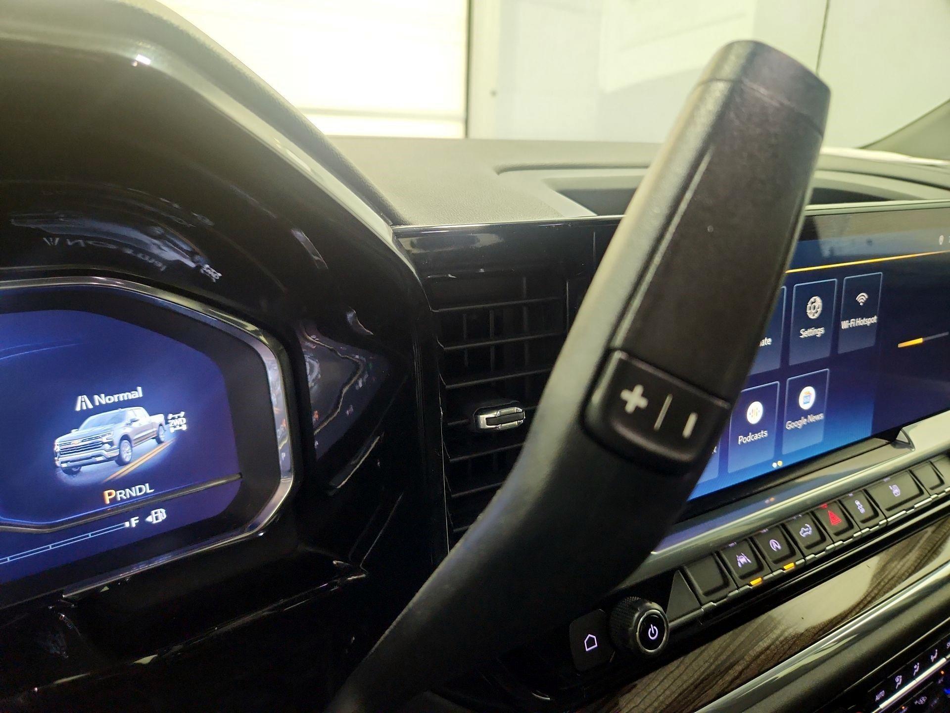 Thumbnail: 2023 Chevrolet Silverado 1500 - 17