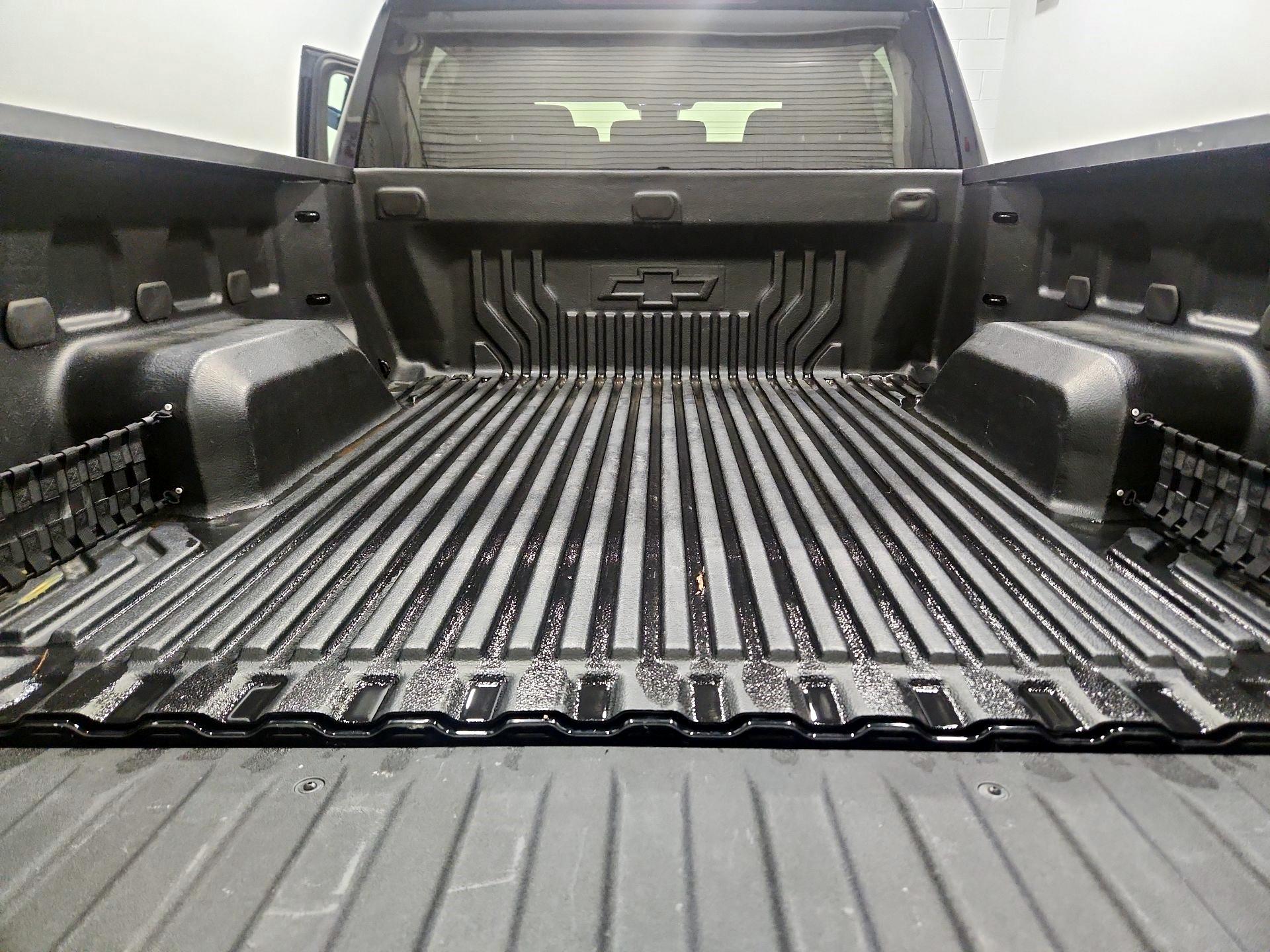 Thumbnail: 2023 Chevrolet Silverado 1500 - 20