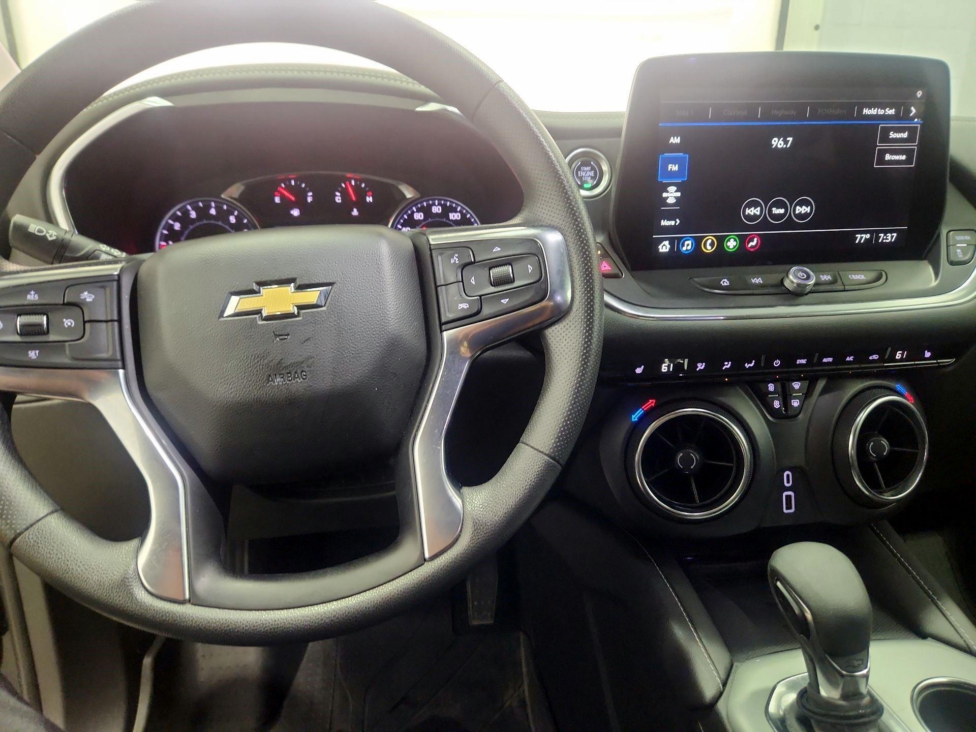 Thumbnail: 2023 Chevrolet Blazer - 9