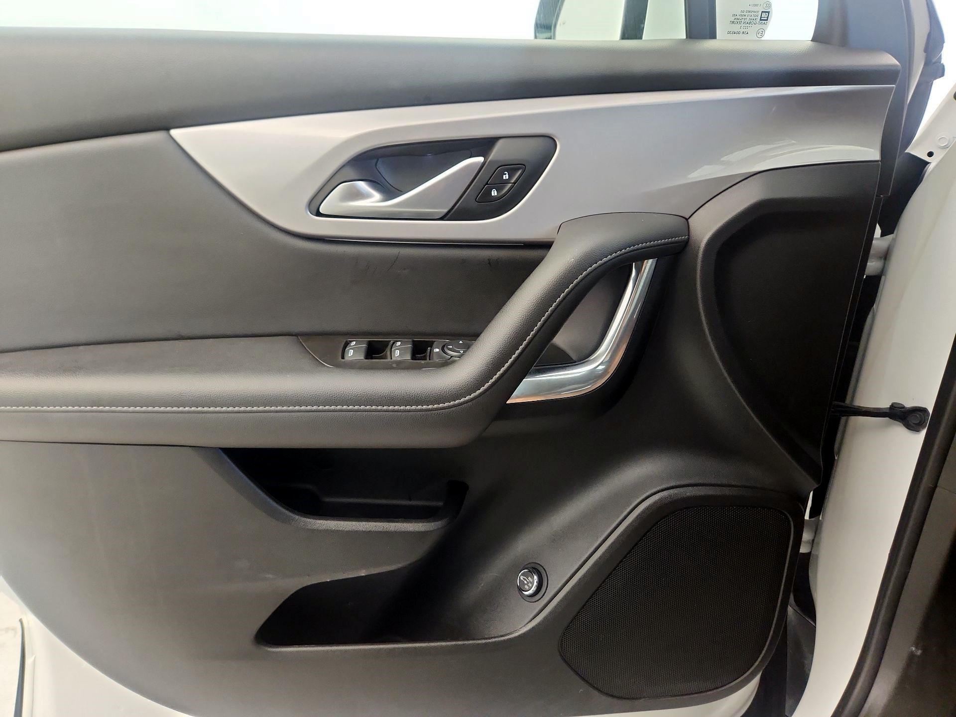 Thumbnail: 2022 Chevrolet Blazer - 10