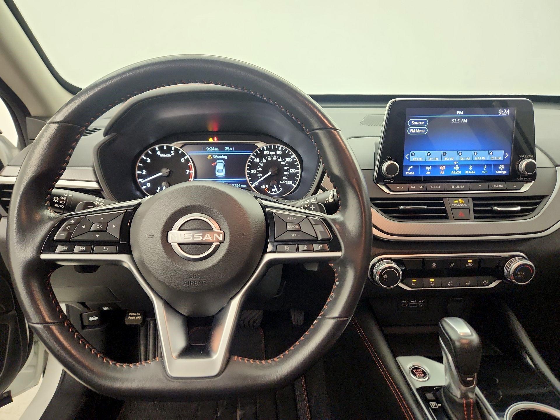 Thumbnail: 2023 Nissan Altima - 9