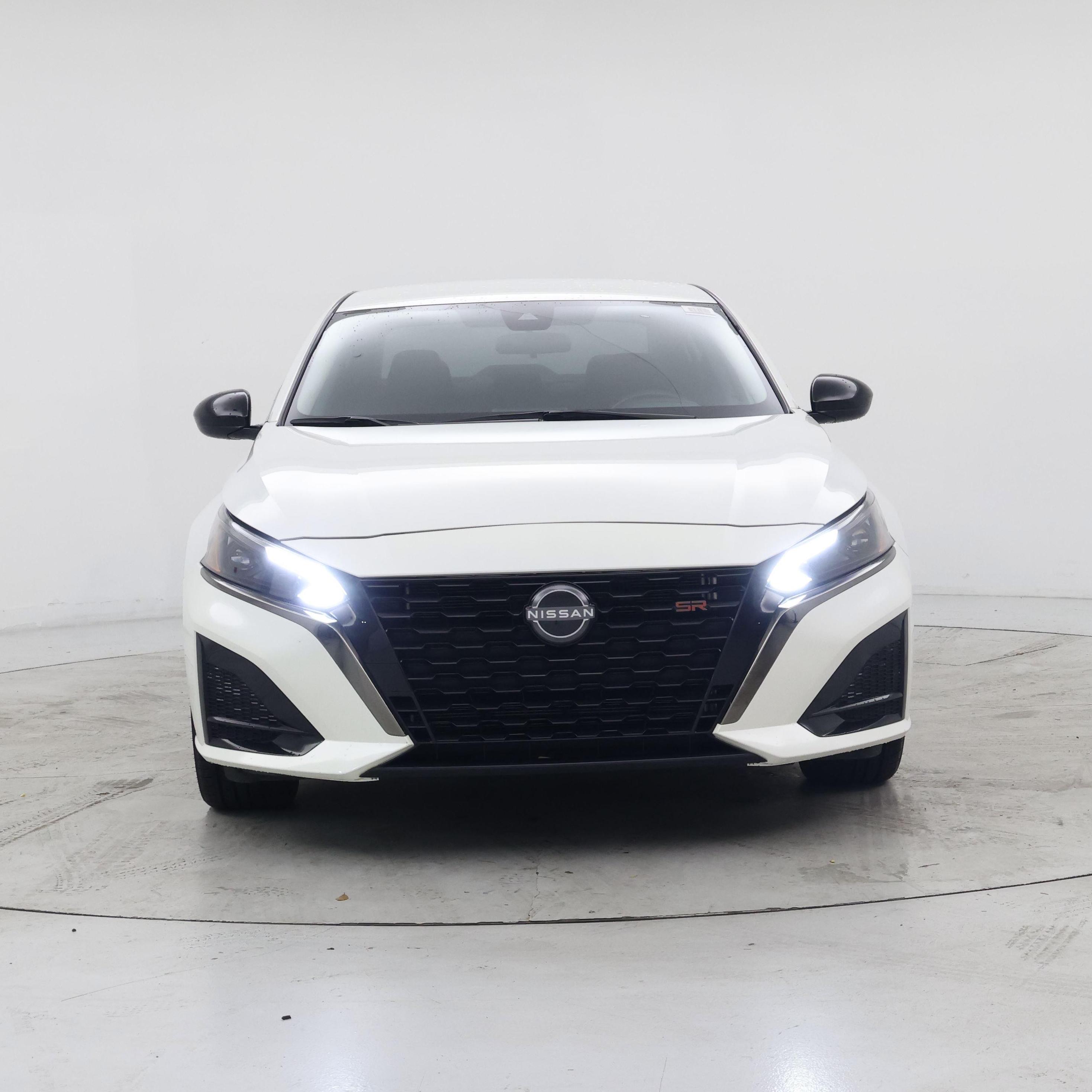 Thumbnail: 2023 Nissan Altima - 5