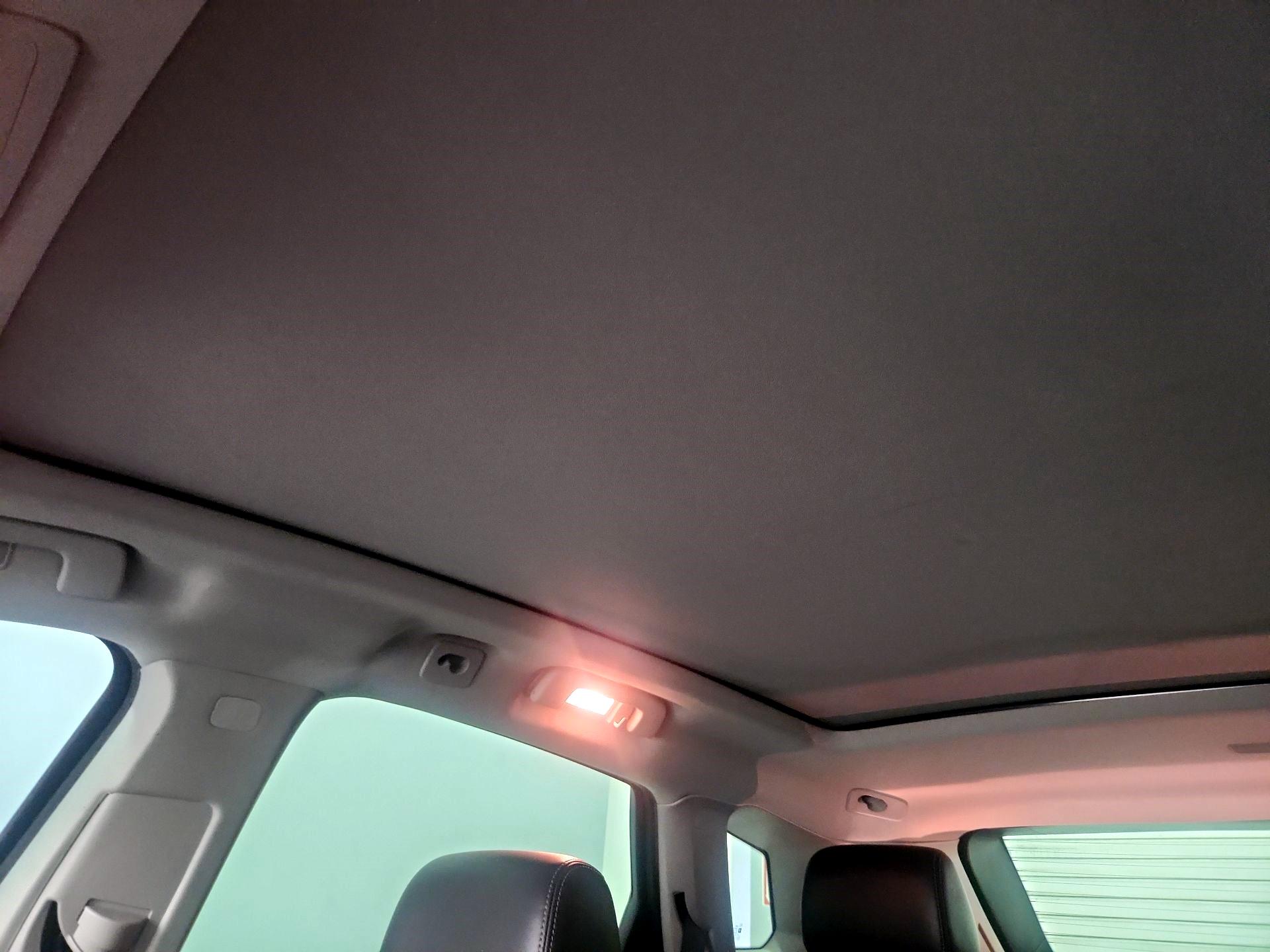 Thumbnail: 2016 Cadillac SRX - 20