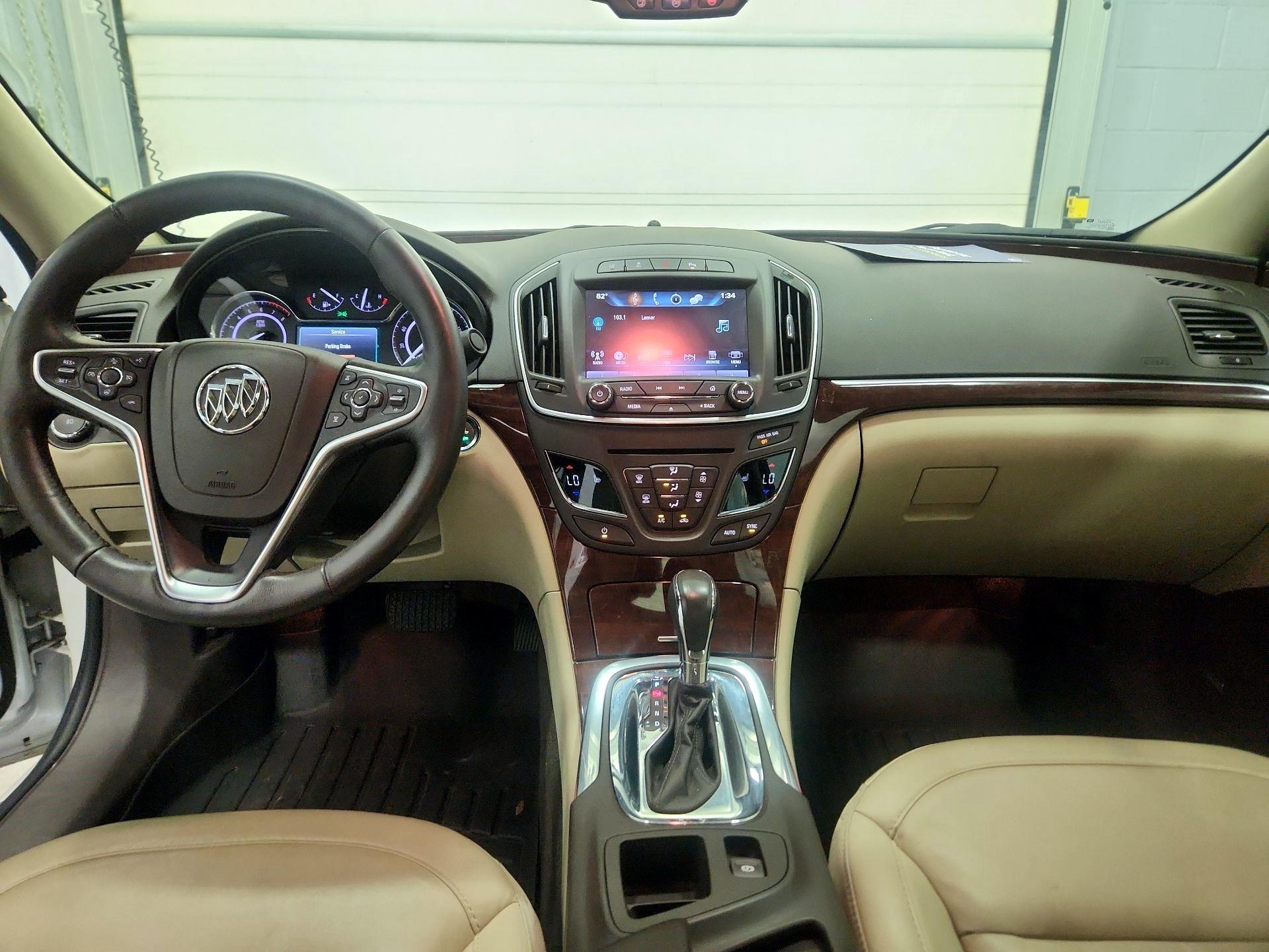 Thumbnail: 2016 Buick Regal - 9