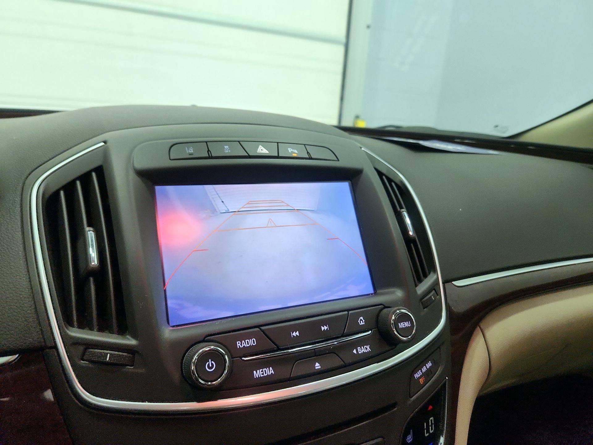 Thumbnail: 2016 Buick Regal - 14