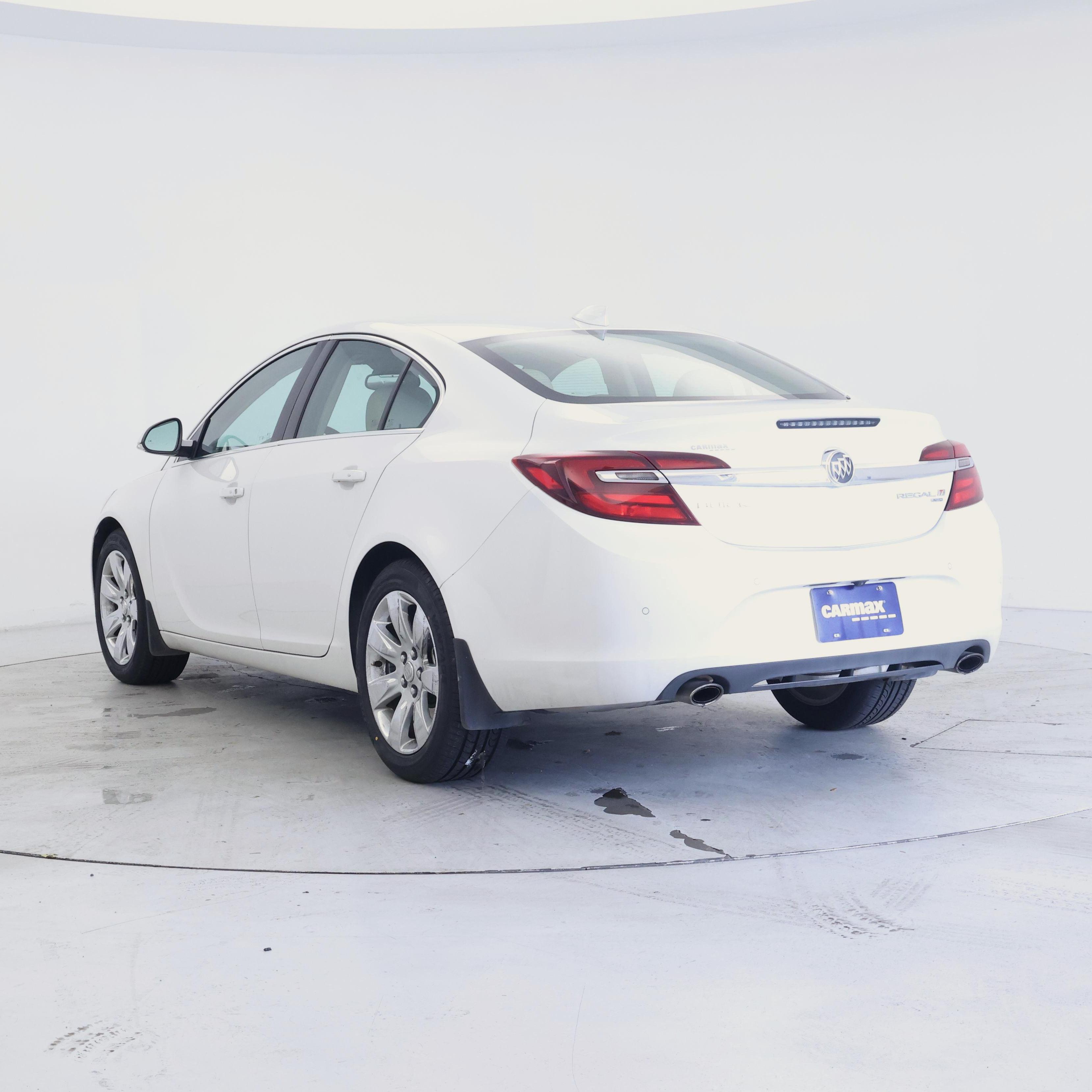 Thumbnail: 2016 Buick Regal - 2