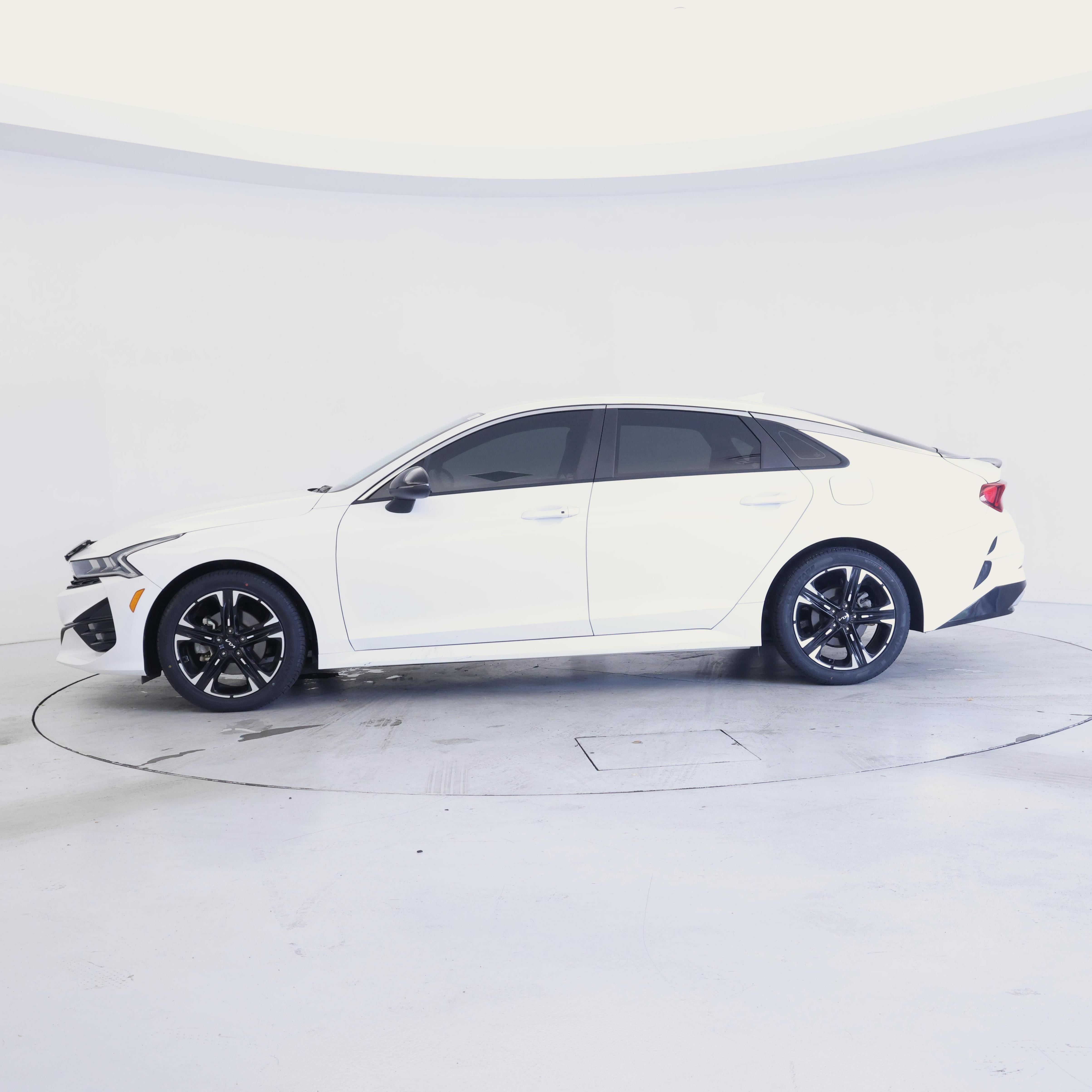 Thumbnail: 2024 Kia K5 - 3
