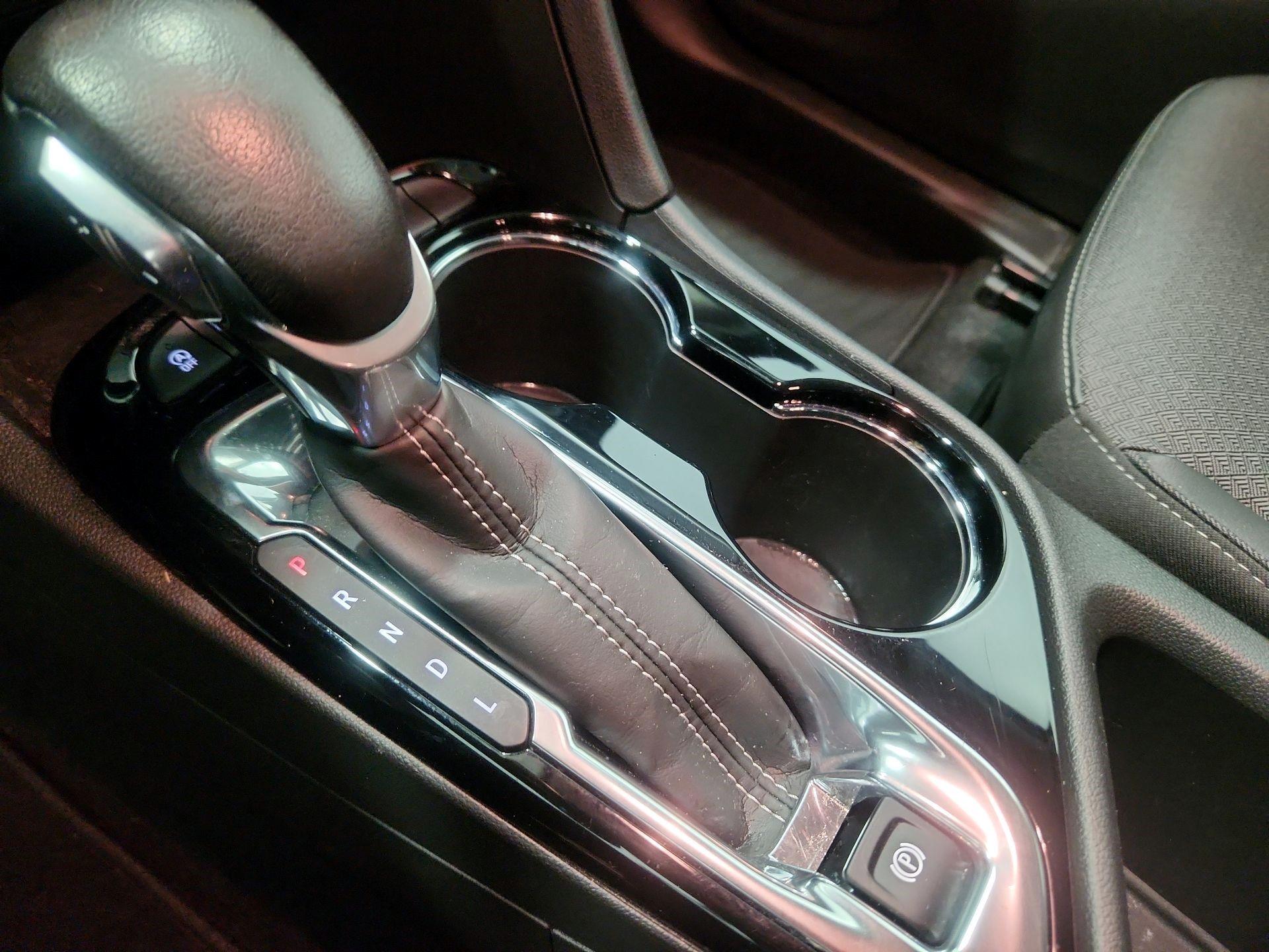 Thumbnail: 2023 Buick Encore GX - 17