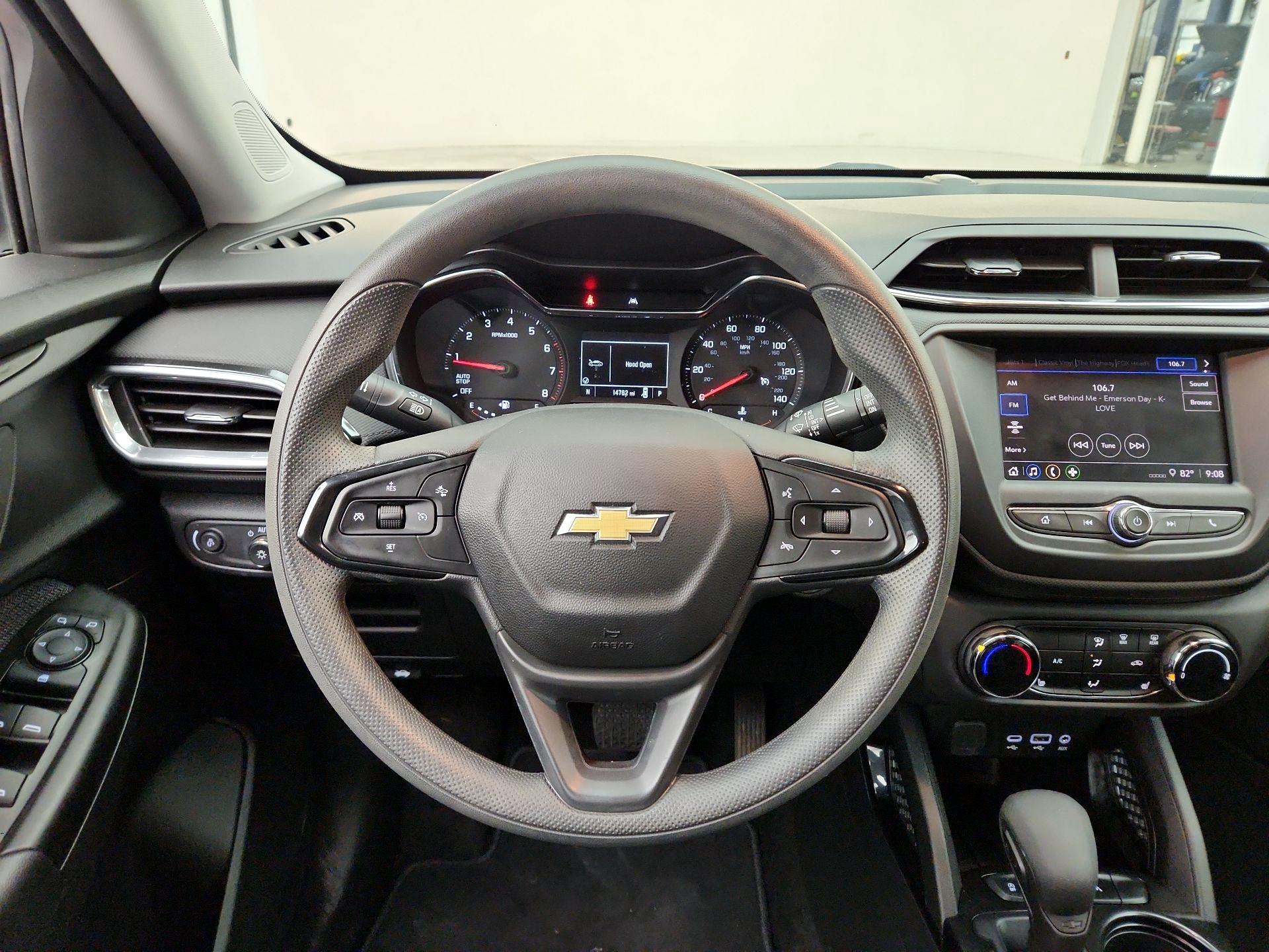 Thumbnail: 2023 Chevrolet TrailBlazer - 10