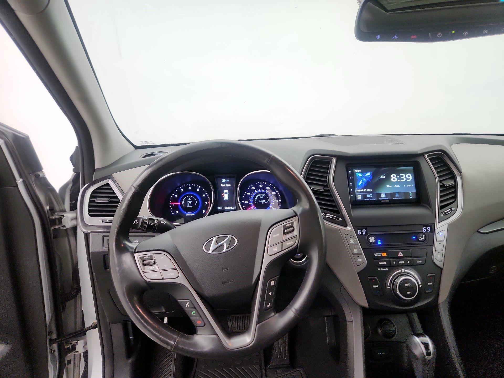 Thumbnail: 2015 Hyundai Santa Fe - 10