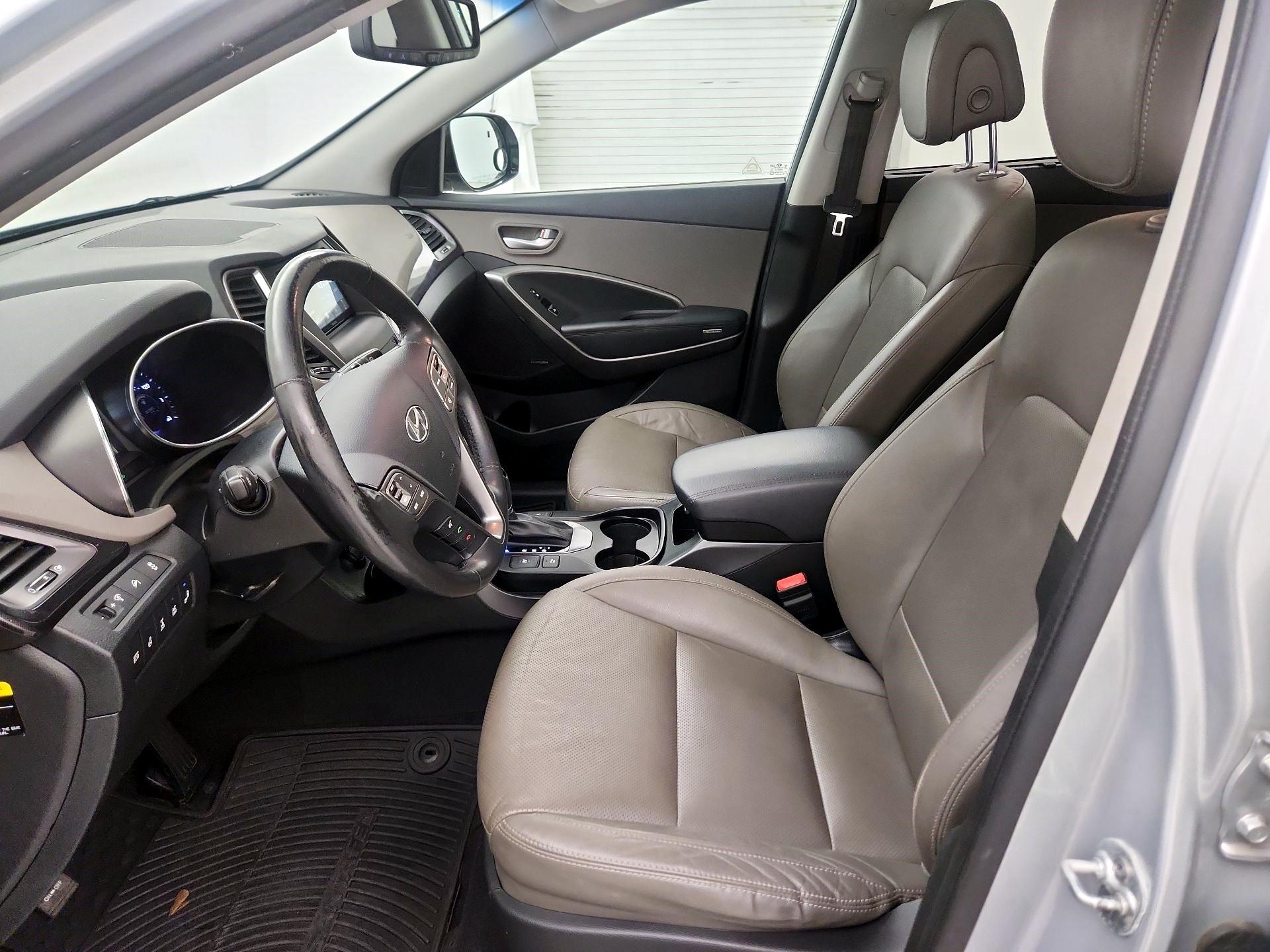 Thumbnail: 2015 Hyundai Santa Fe - 11