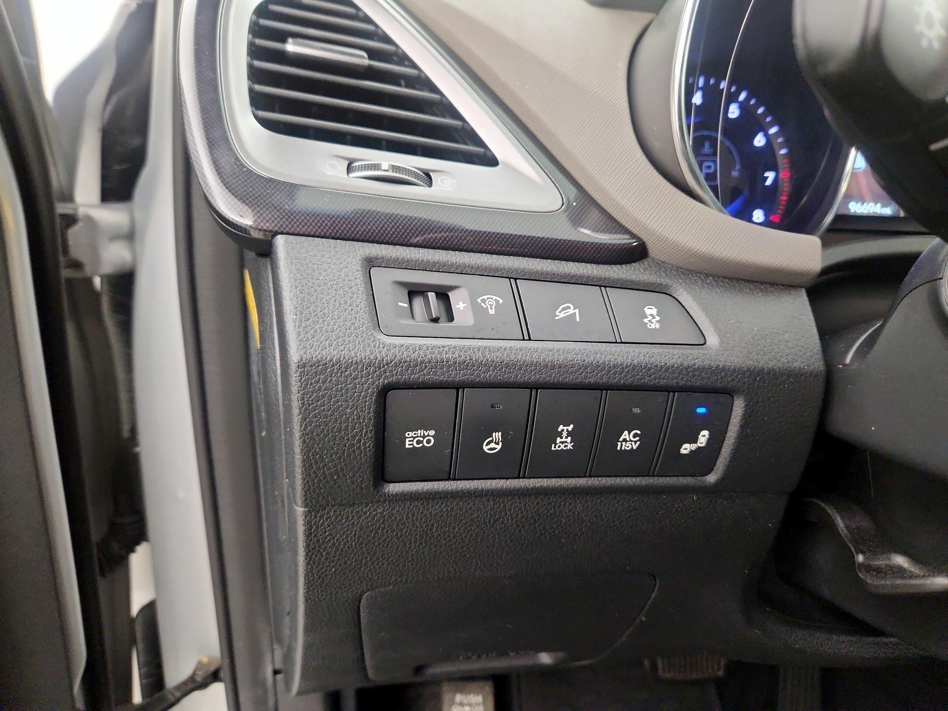 Thumbnail: 2015 Hyundai Santa Fe - 13