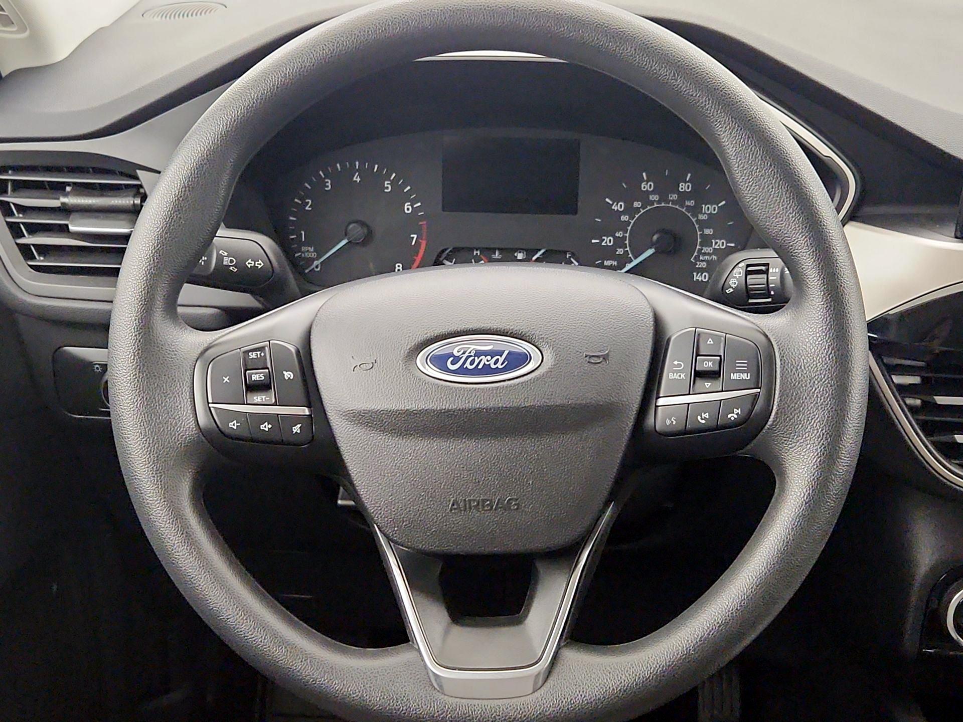 Thumbnail: 2022 Ford Escape - 10