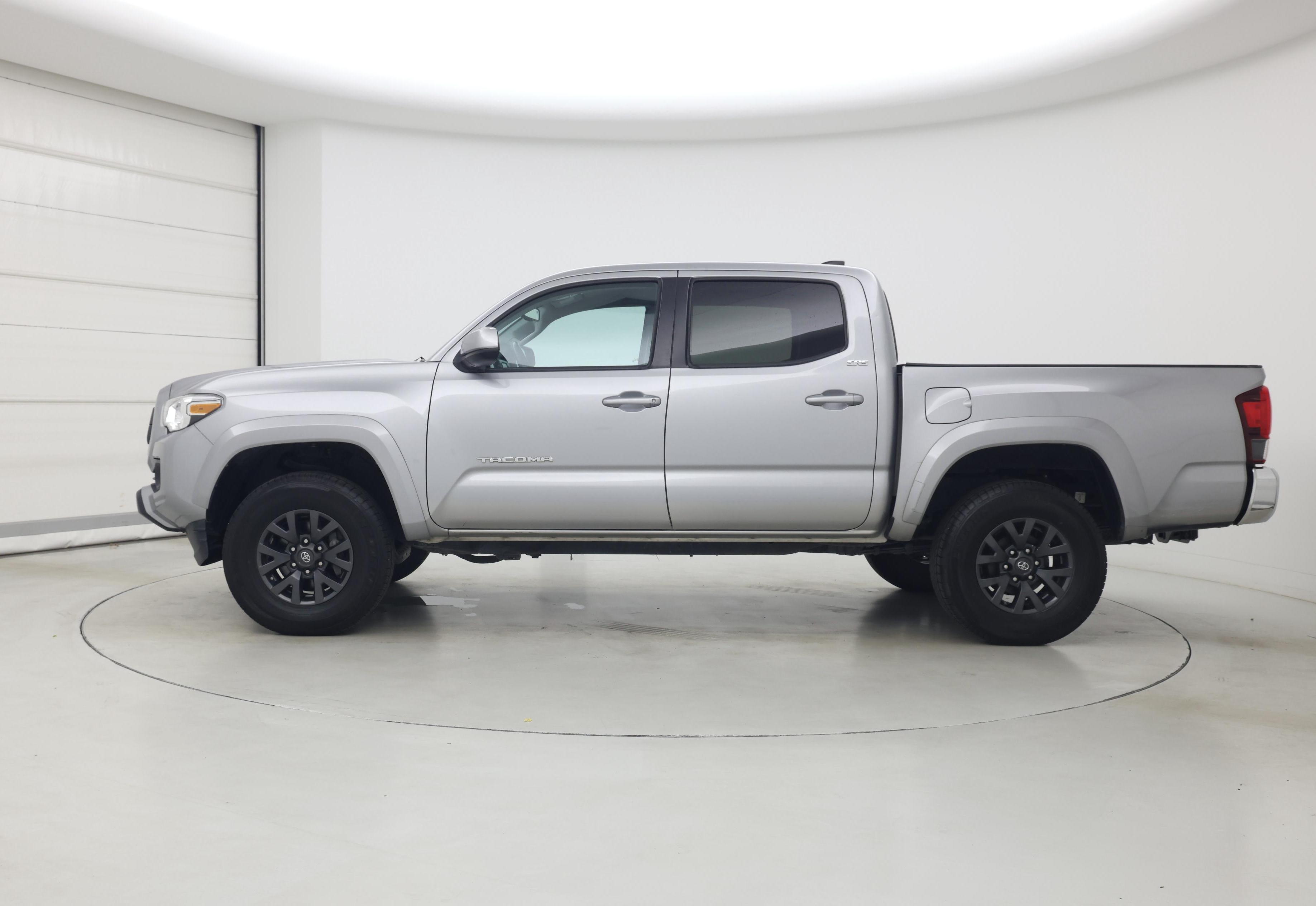 Thumbnail: 2021 Toyota Tacoma - 3