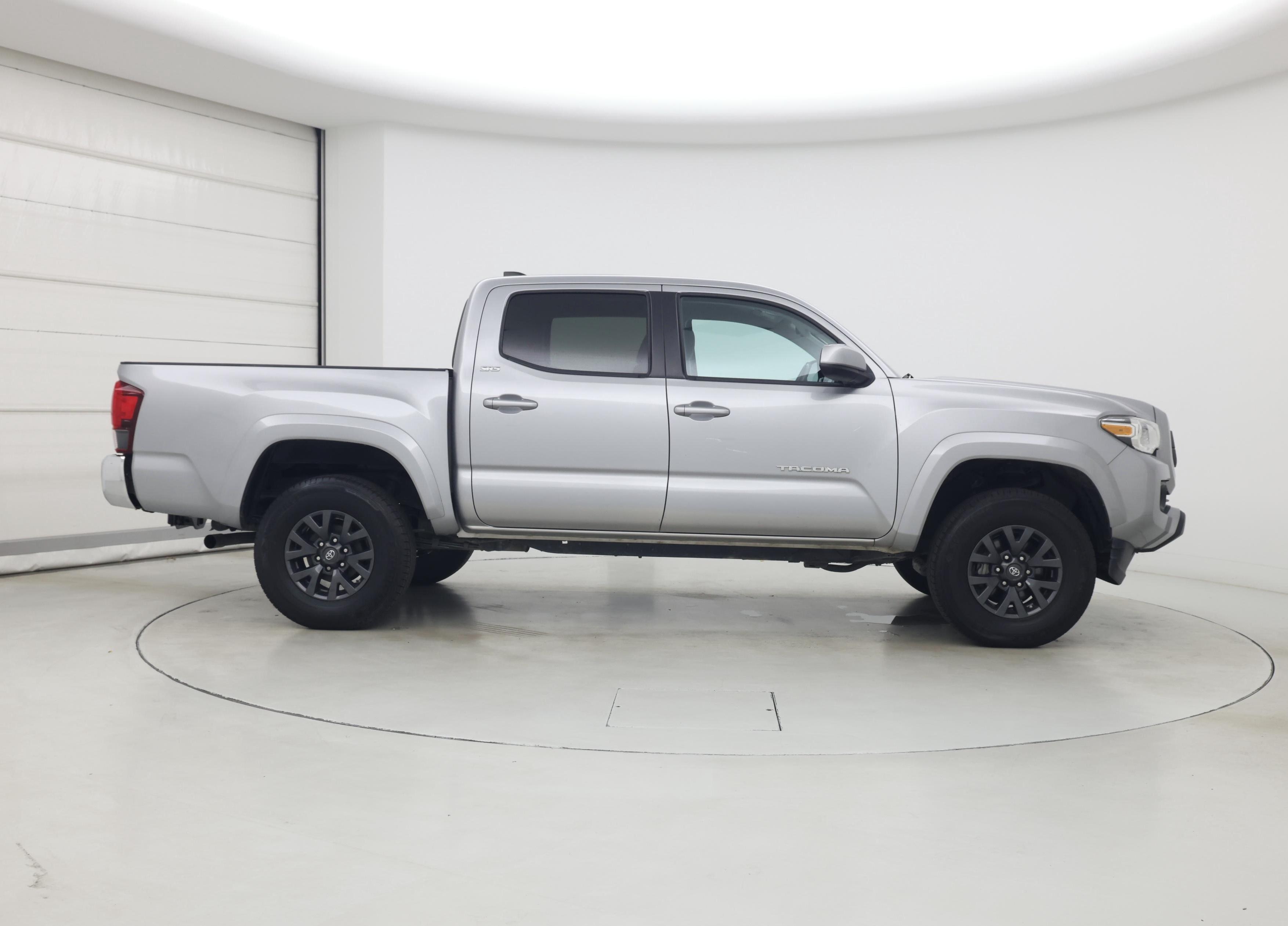 Thumbnail: 2021 Toyota Tacoma - 7