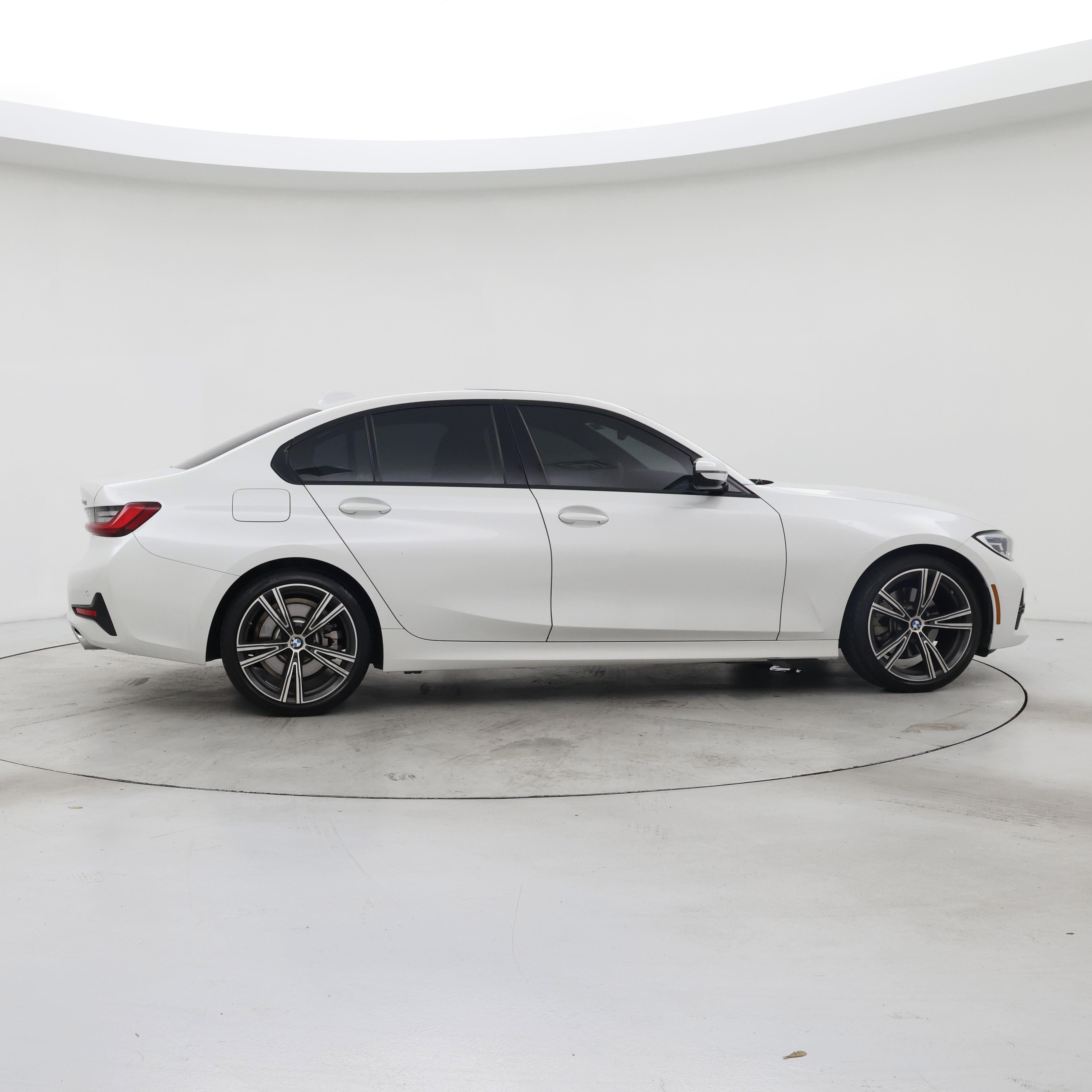 Thumbnail: 2022 BMW 3 Series - 7